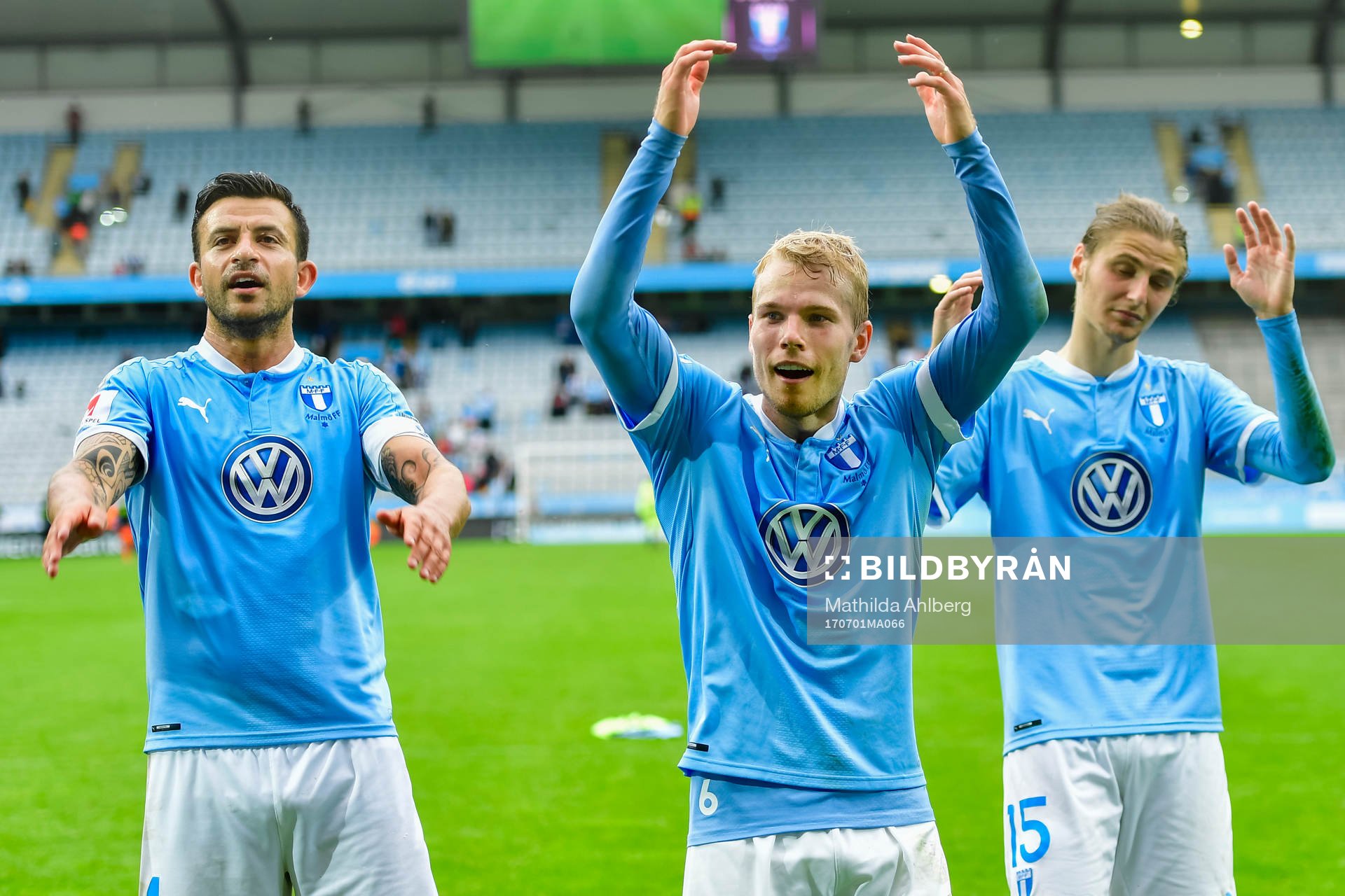 Malmö FFs Oscar Lewicki jublar