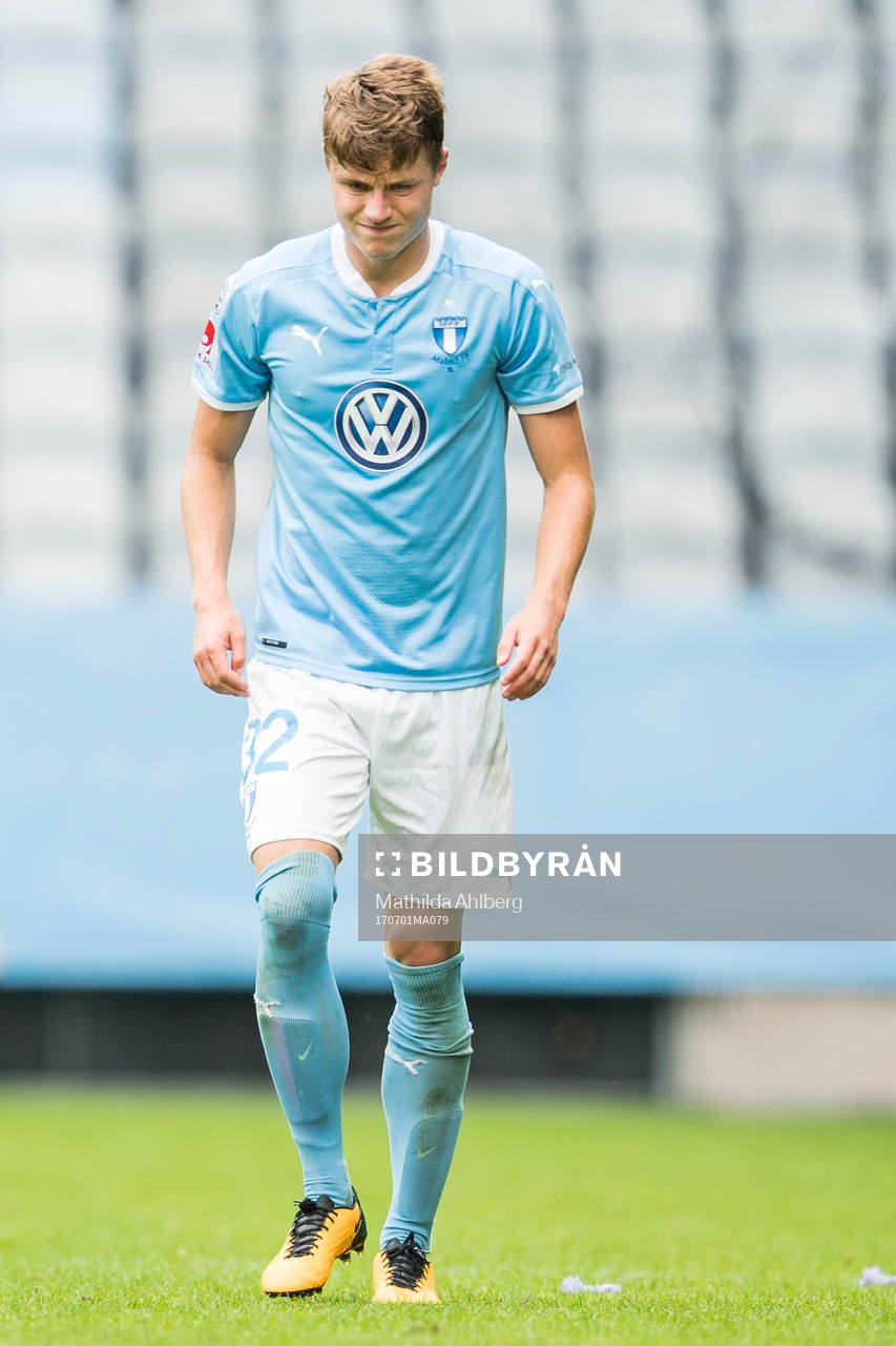 Malmö FFs Mattias Svanberg grimaserar