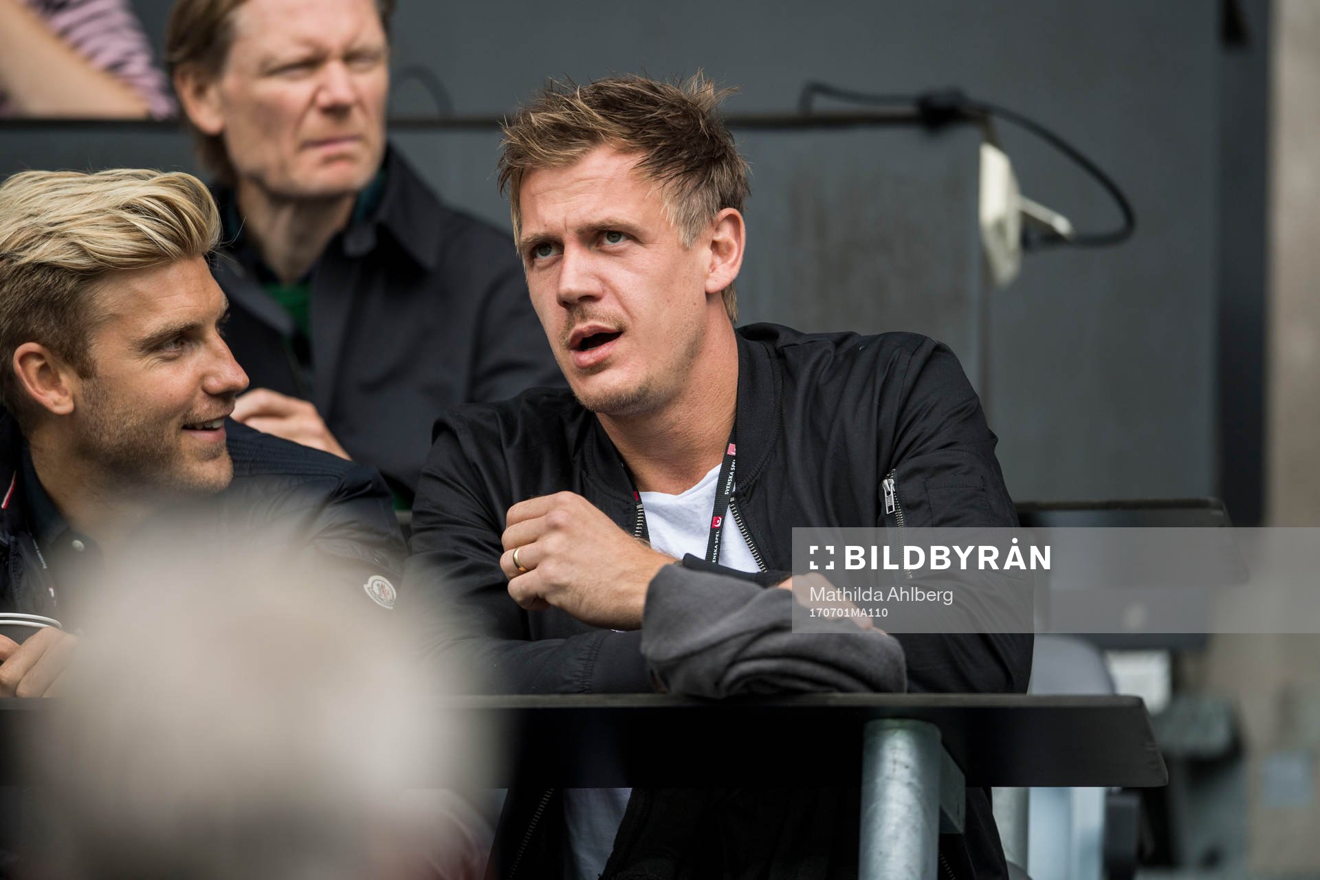 Malmö FFs nyförvärv Johan Dahlin på läktaren