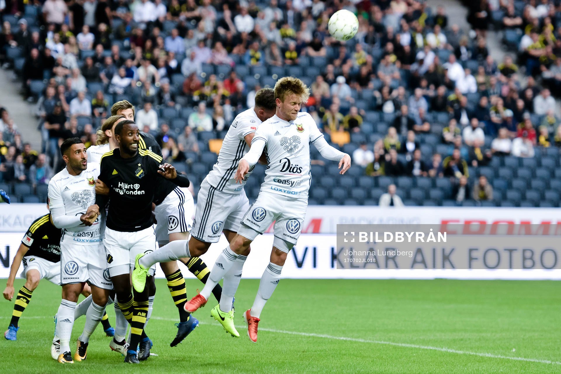 s Henok Goitom i kamp mot Östersunds Sotirios