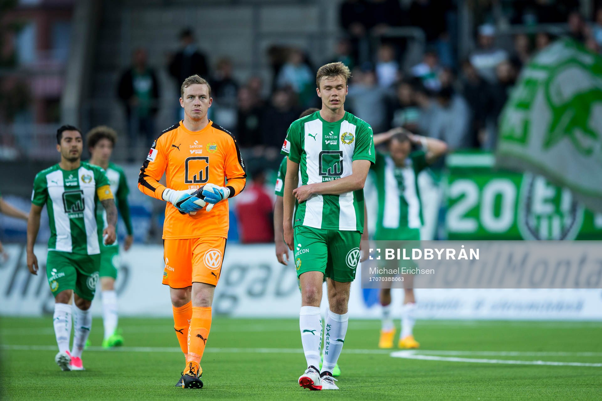 Hammarbys målvakt Ögmundur Kristinsson och Marcus
