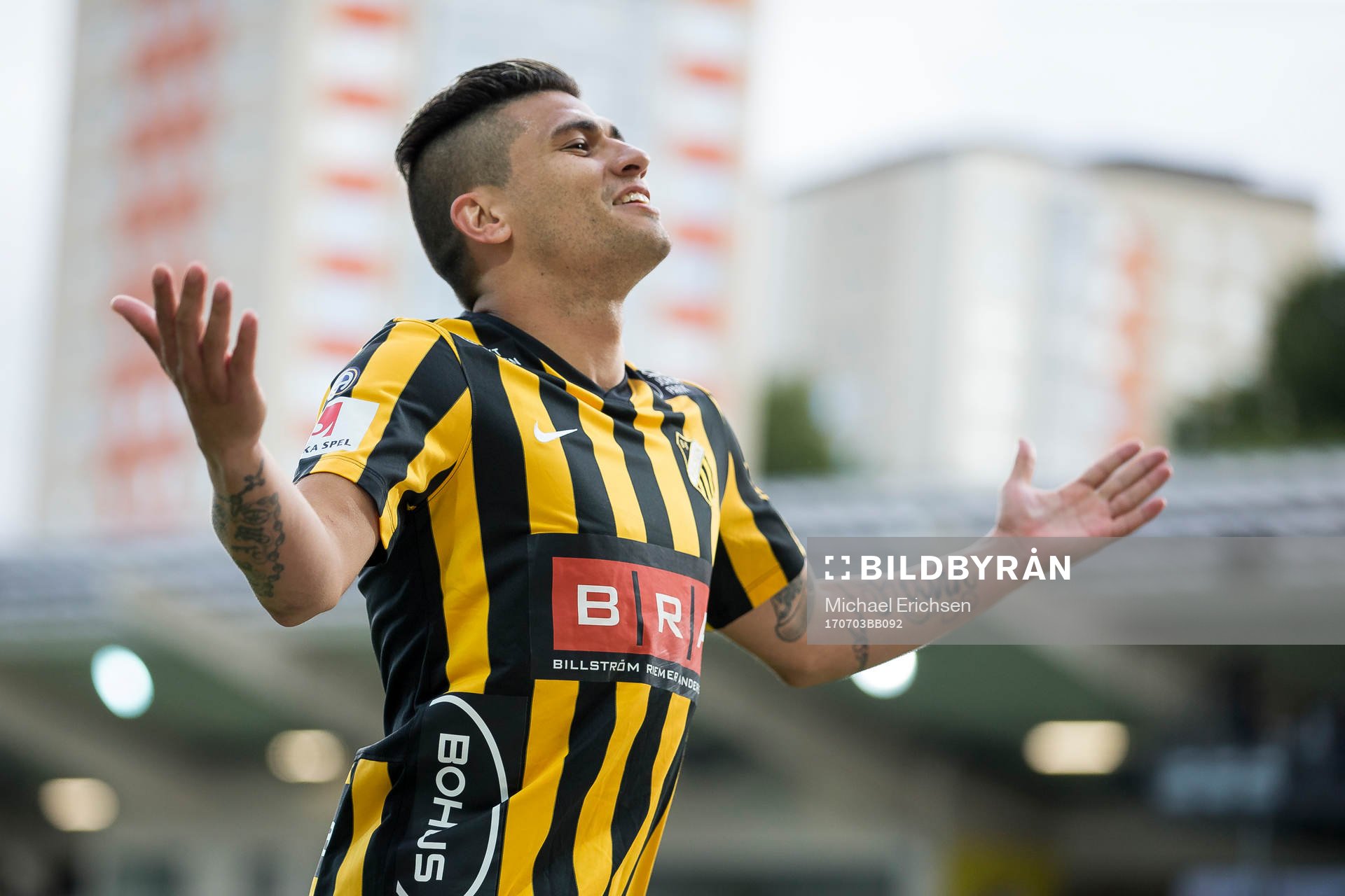 Häckens Paulinho jublar