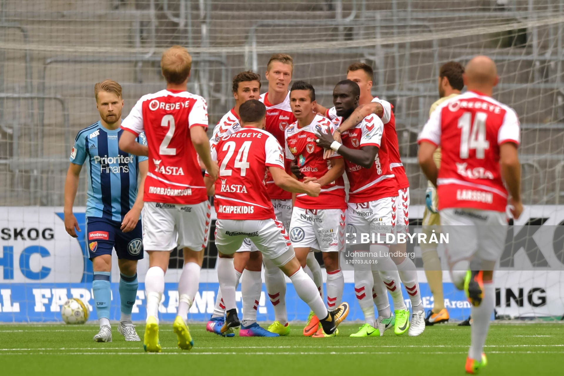 Kalmars spelare jublar