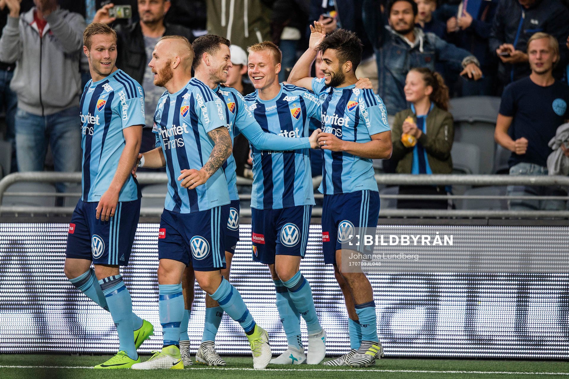 Djurgårdens Gustav Engvall, Magnus Eriksson, Kerim Mrabti, Elliot Käck och Othman El Kabir jublar efter 2-1 under fotbollsmatchen i Allsvenskan mellan Djurgården och Kalmar den 3 juli 2017 i Stockholm.