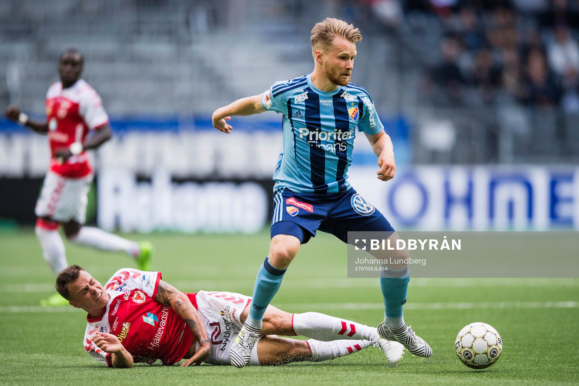 Kalmars Melker Hallberg och Djurgårdens Jacob Une Larsson
