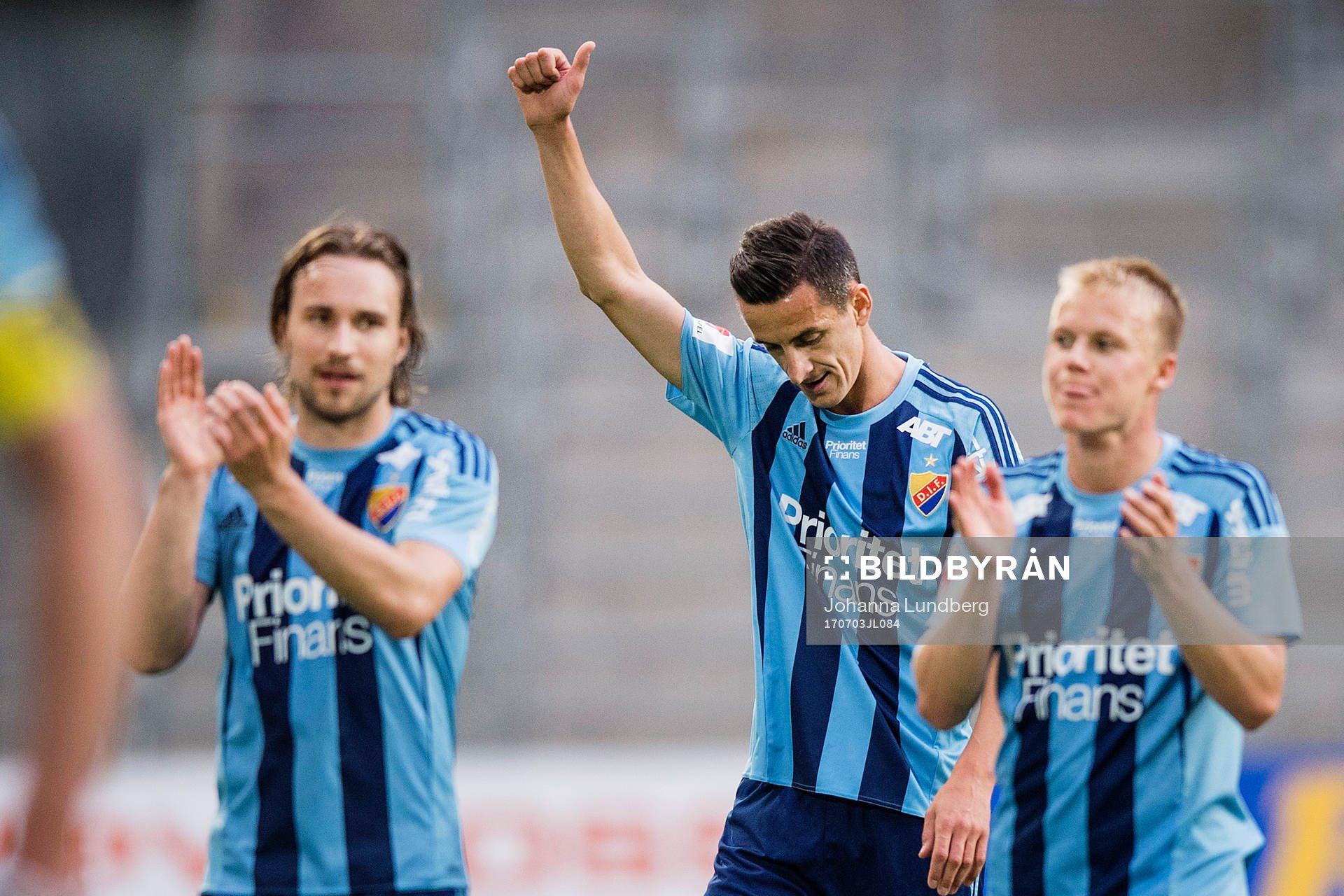 Djurgårdens Haris Radetinac tackar publiken