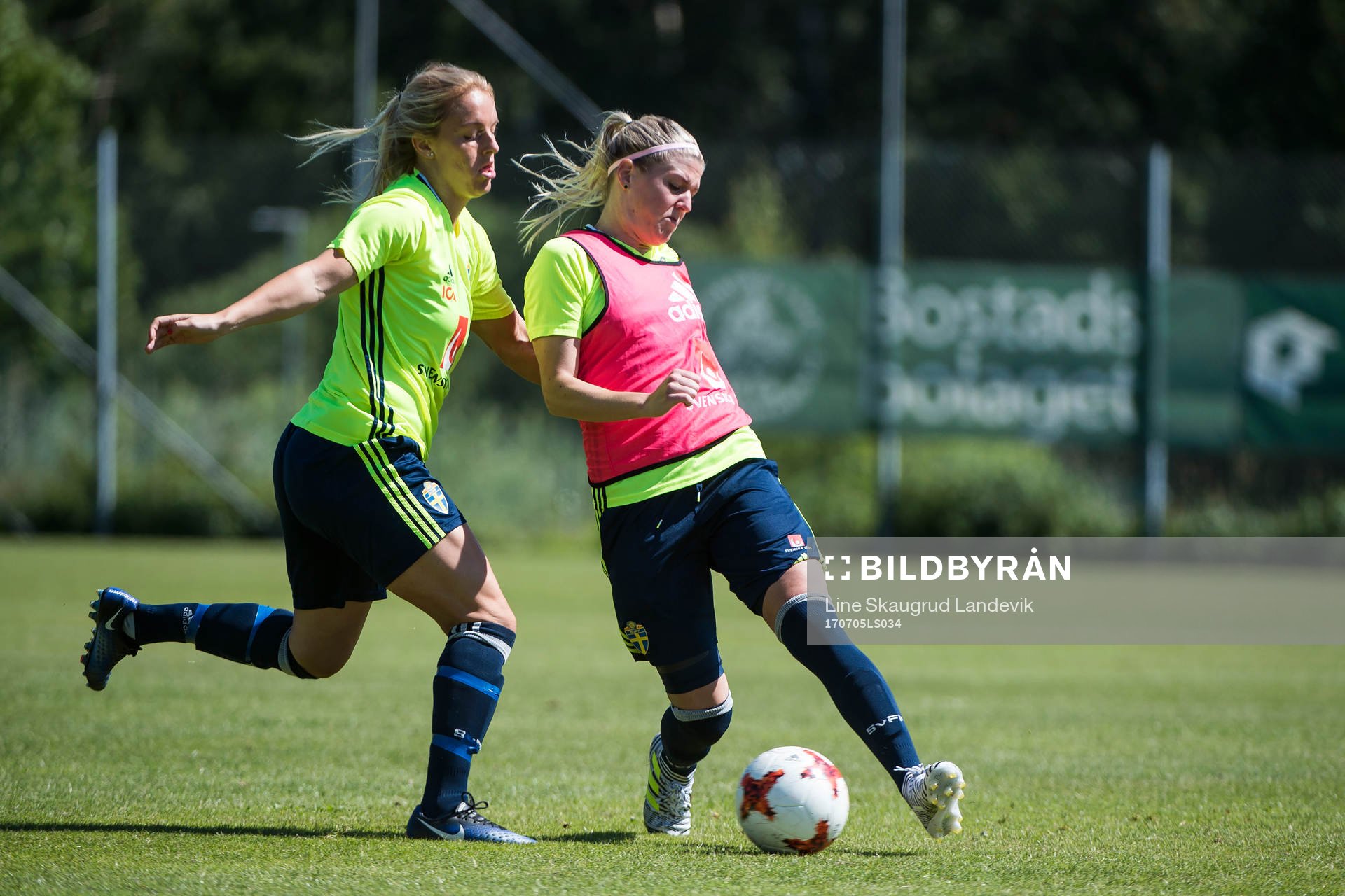 Mimmi Larsson och Olivia Schough