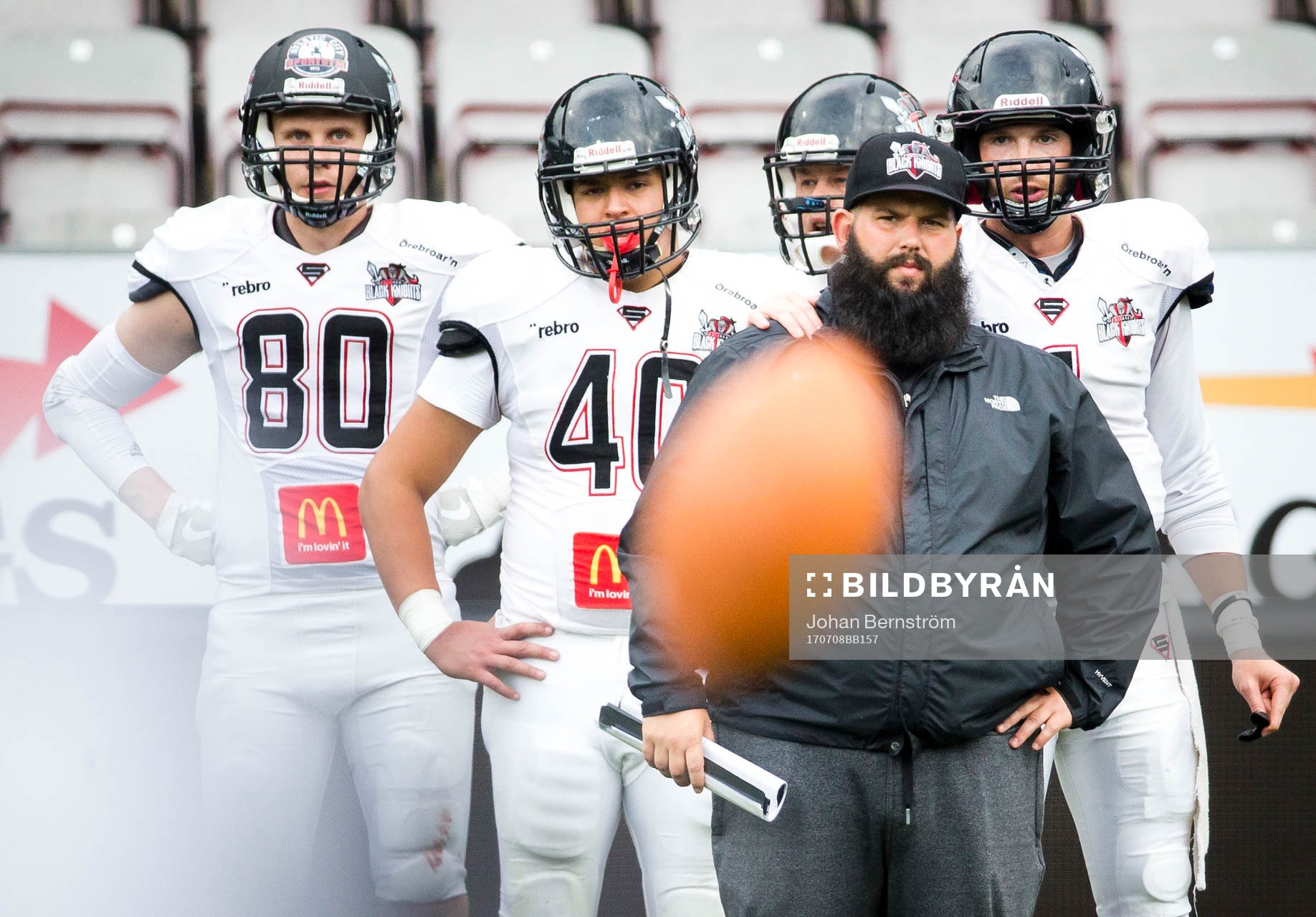 Örebro Black Knights avbytarbänk och tränare Aaron