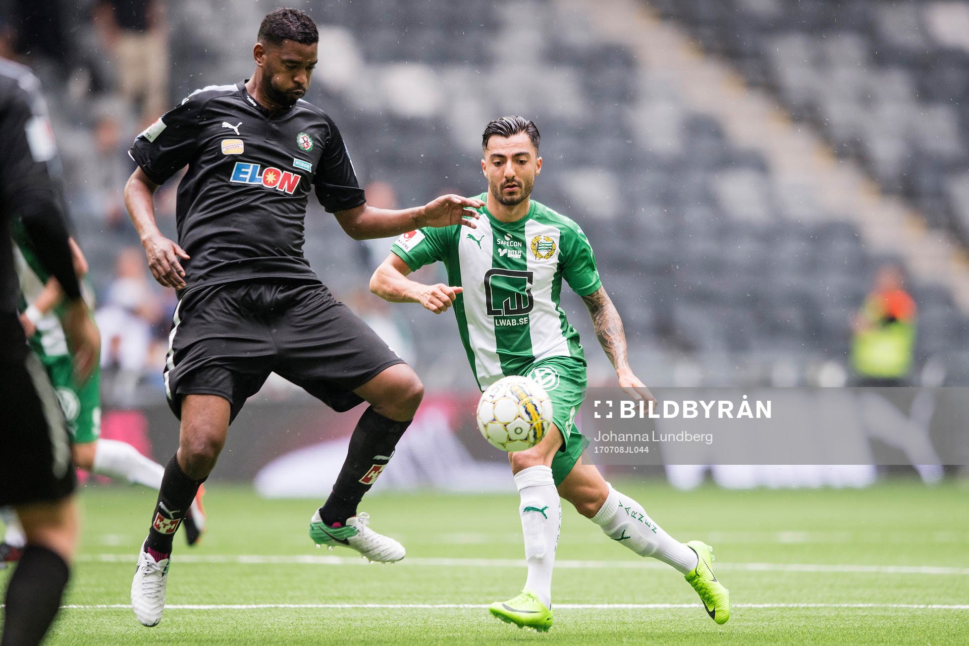 Örebros Damien Plessis och Hammarbys Jiloan Hamad