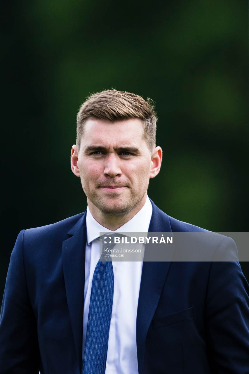 AFC Eskilstunas tränare Michael Jolley innan