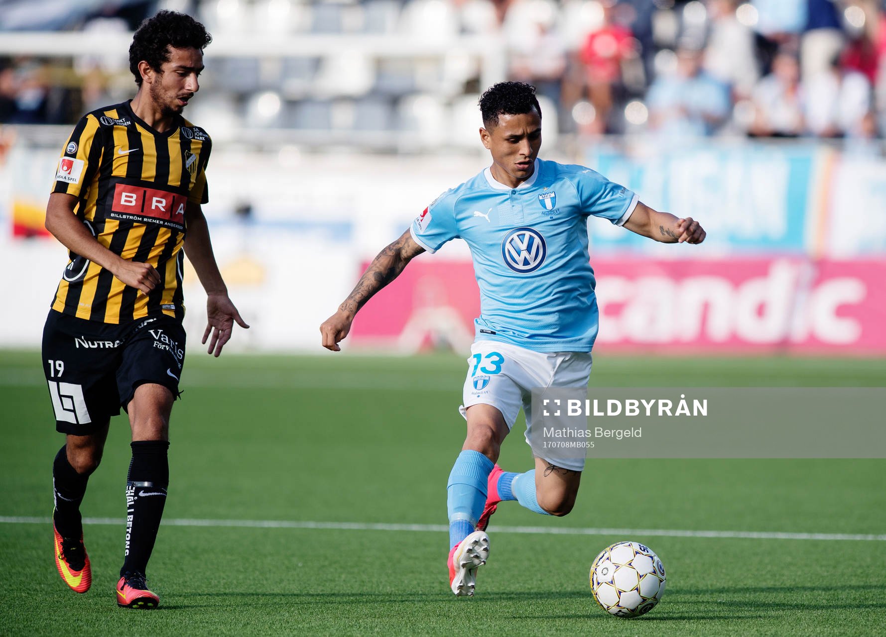 Häckens Daleho Irandust och Malmö FFs Yoshimar Yotún