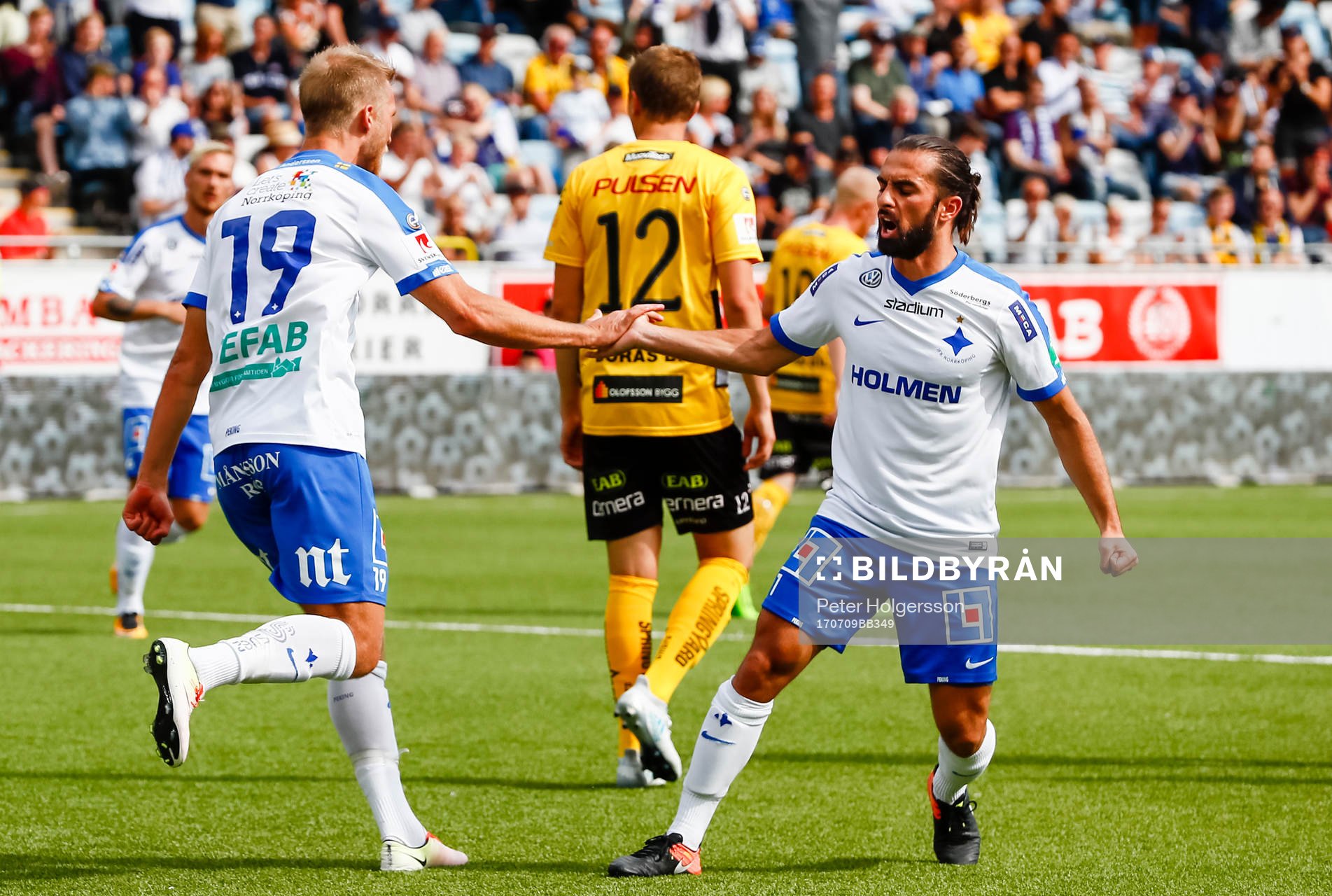 Norrköpings Sebastian Andersson jublar