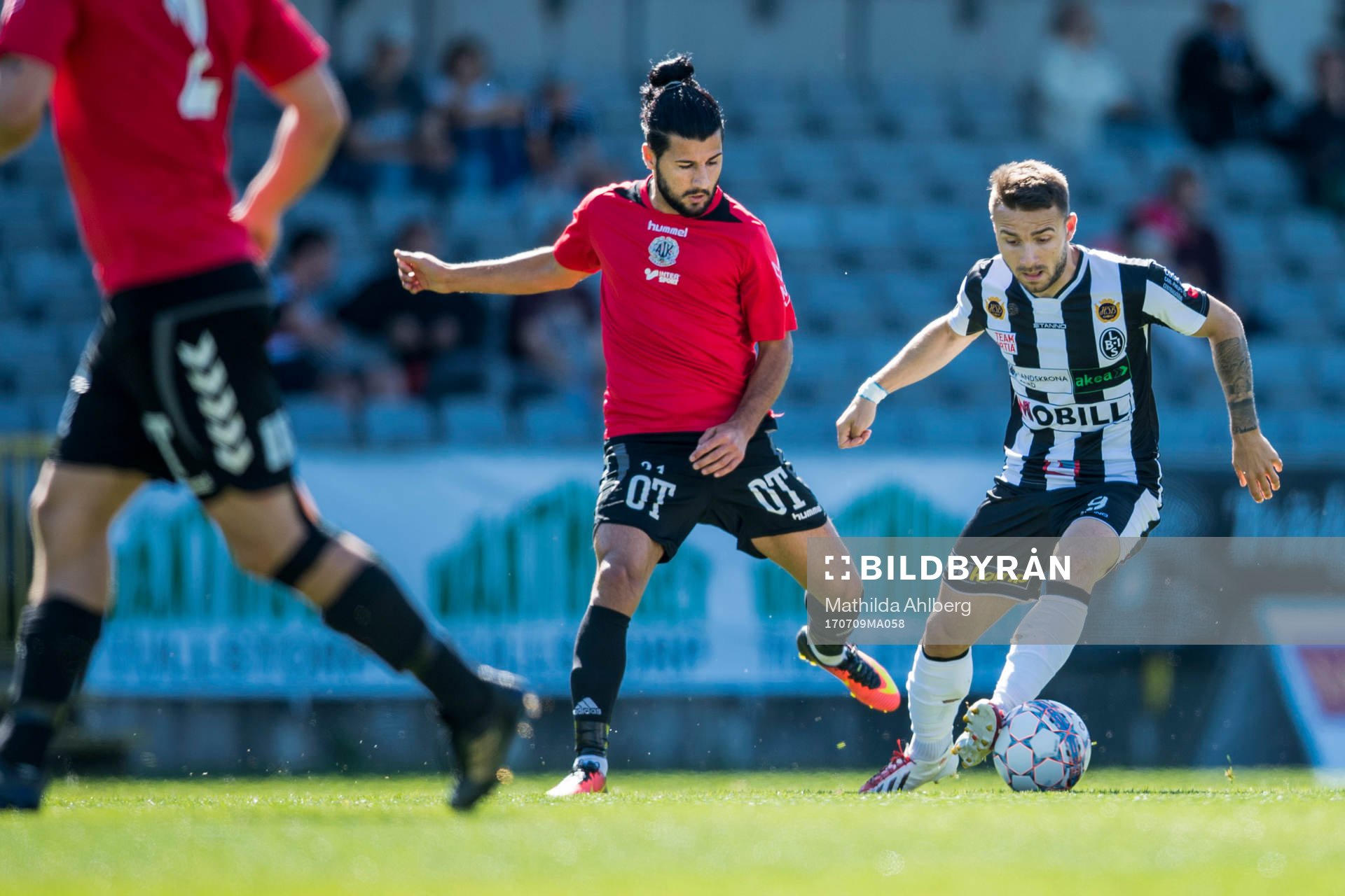 Oskarshamns Peiman Eliassi och Landskronas Filip Pivkovski