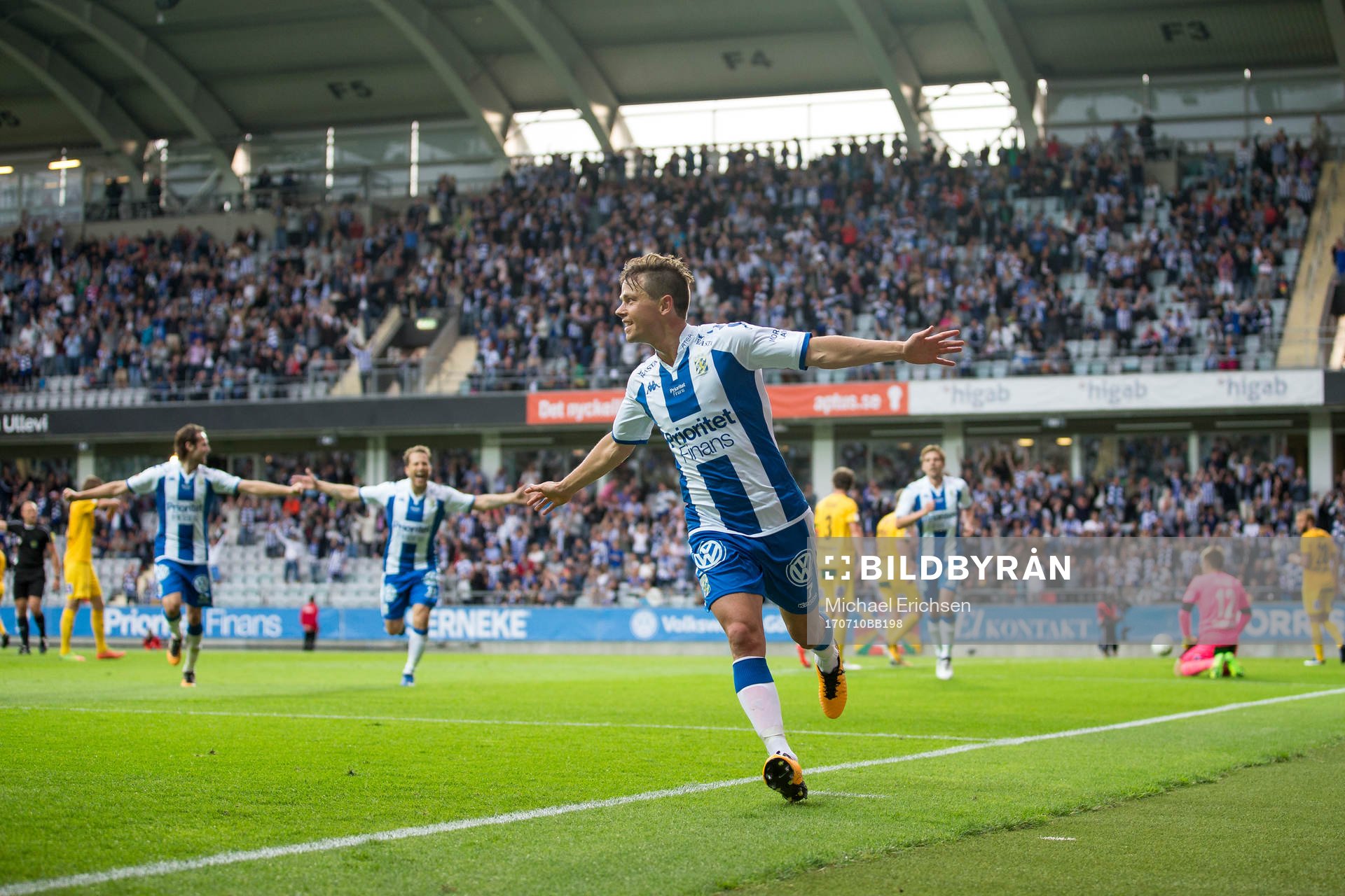 IFK Göteborgs Mads Albaek jublar