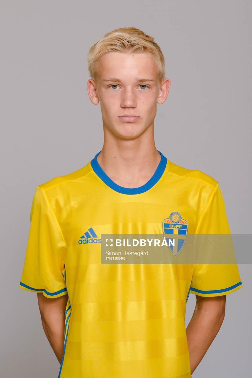 Carl Gustafsson i P17/00-landslaget