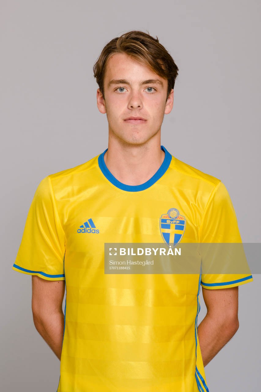 Adam Groundstroem i P17/00-landslaget