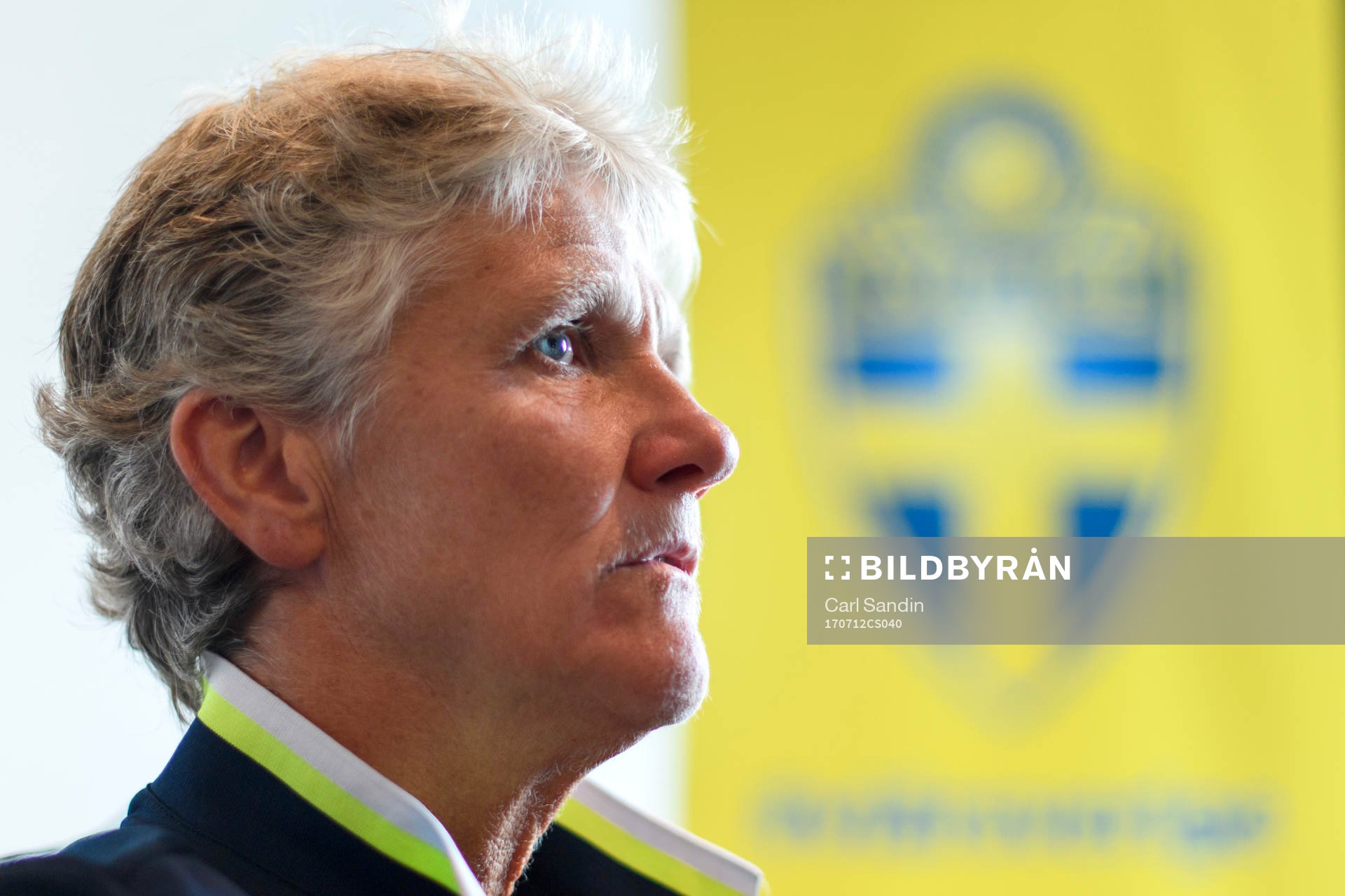 Förbundskapten Pia Sundhage blir intervjuad