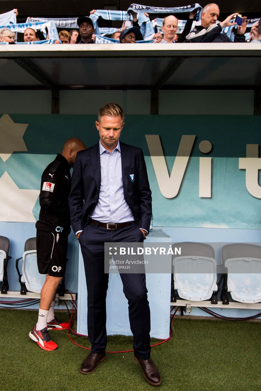 Malmö FFs tränare Magnus Pehrsson deppar