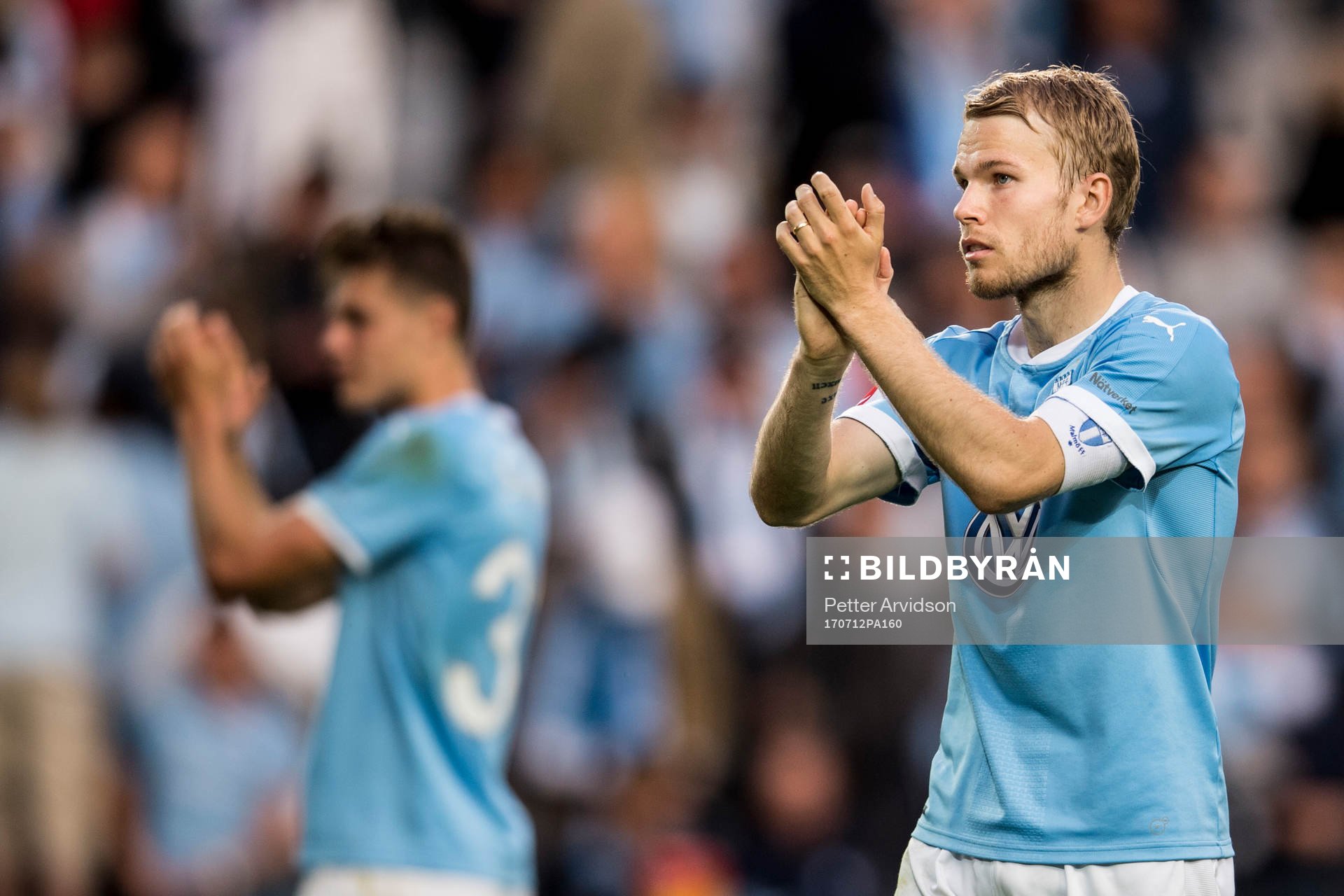 Malmö FFs Oscar Lewicki tackar publiken