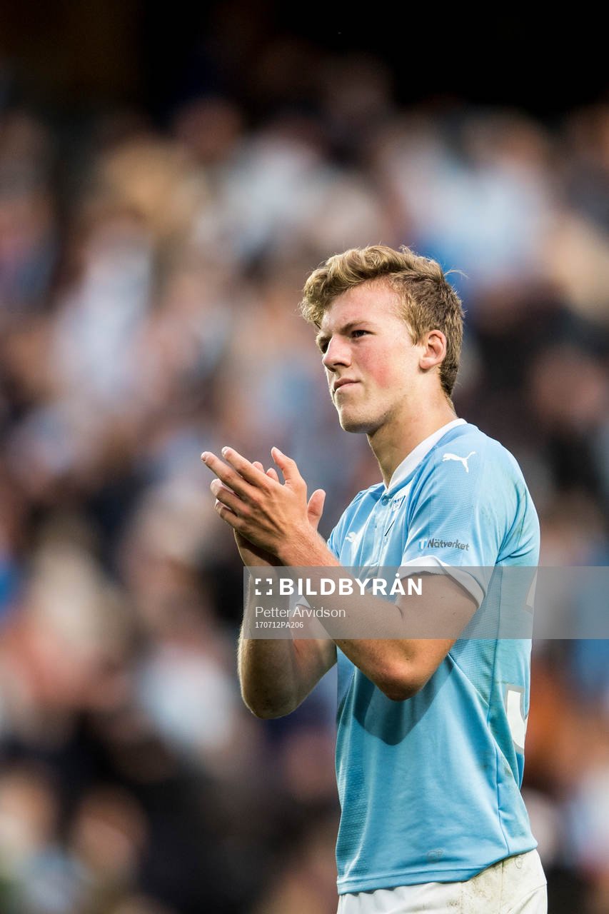 Malmö FFs Teddy Bergqvist tackar publiken