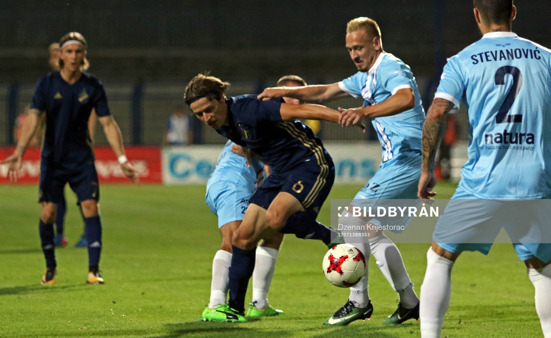 s Simon Thern