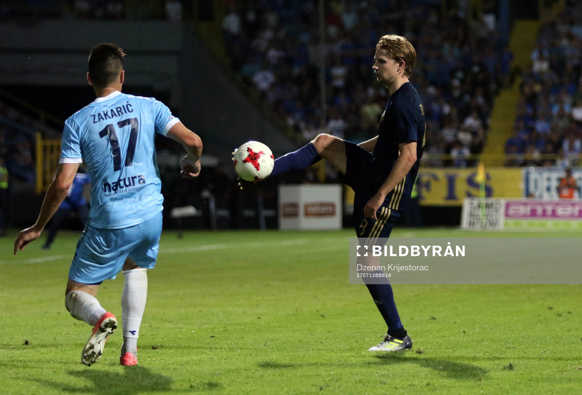 s Johan Blomberg och Zeljeznicars Goran Zakaricunder