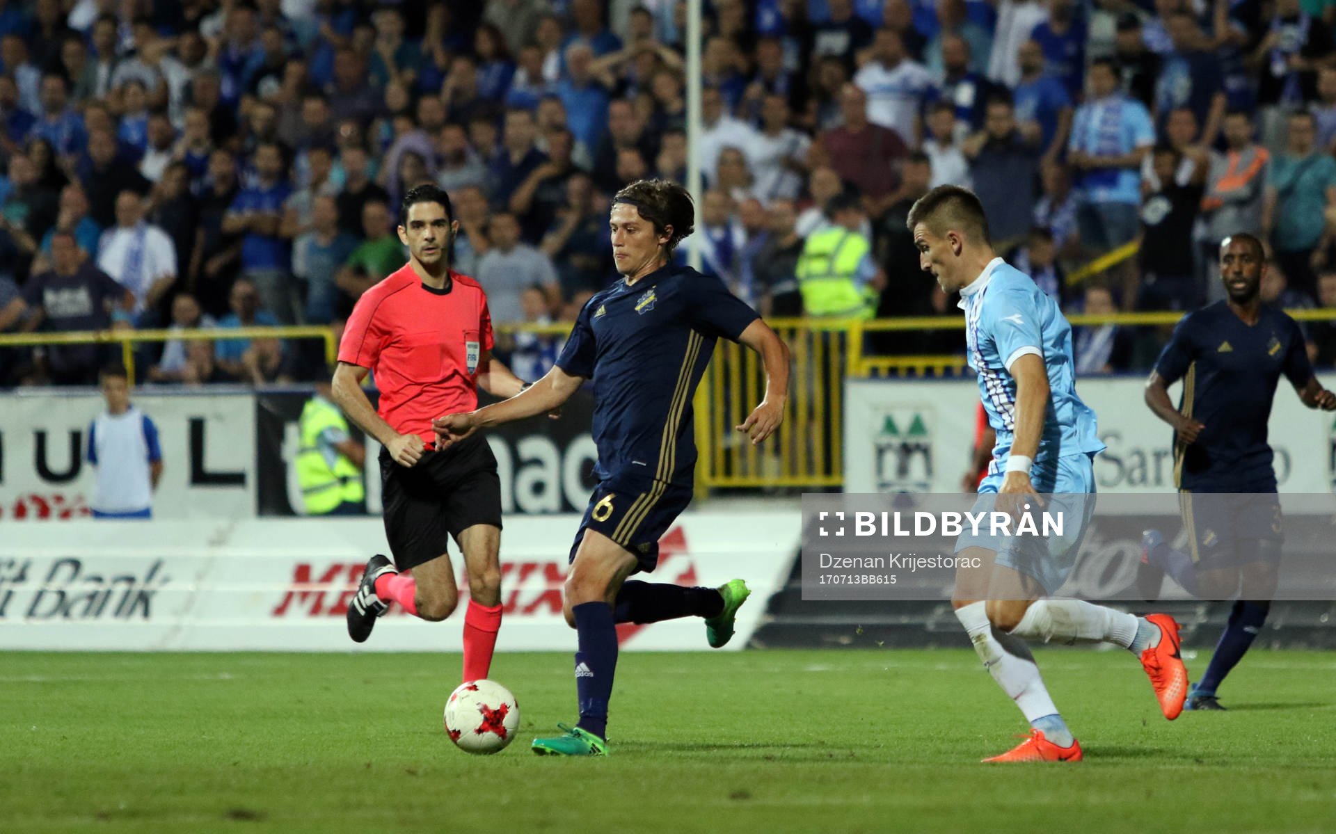 s Simon Thern