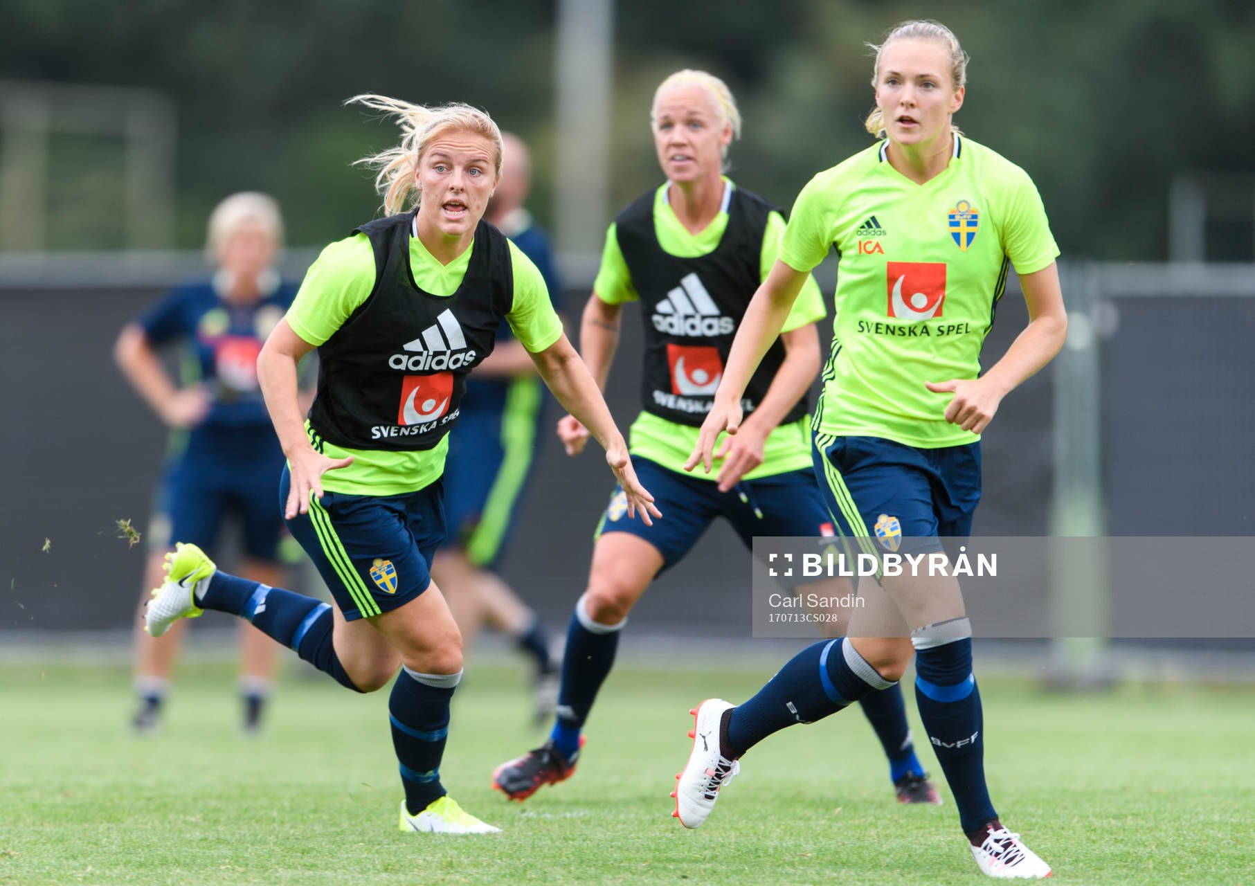 Mimmi Larsson, Caroline Seger och Magdalena Eriksson