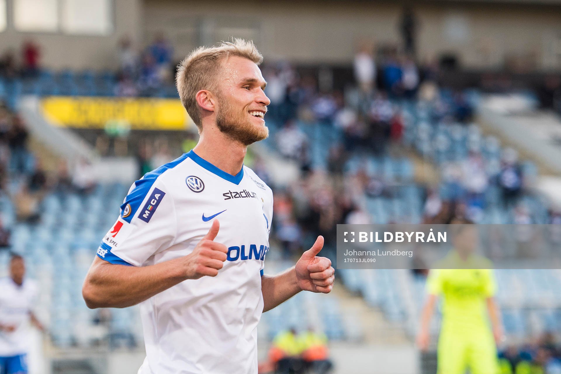 Norrköpings Sebastian Andersson gör 1-0 och jublar