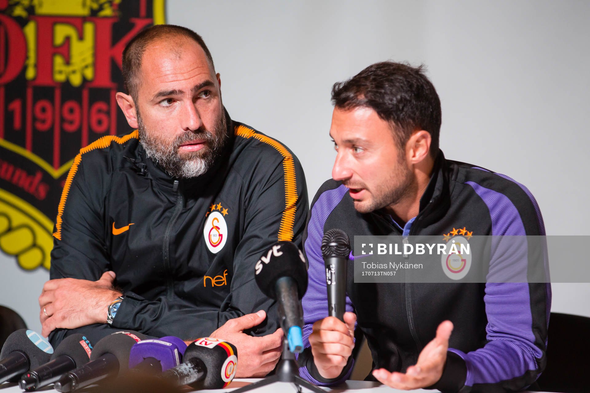 galatasarays tränare Igor Tudor på presskonferens