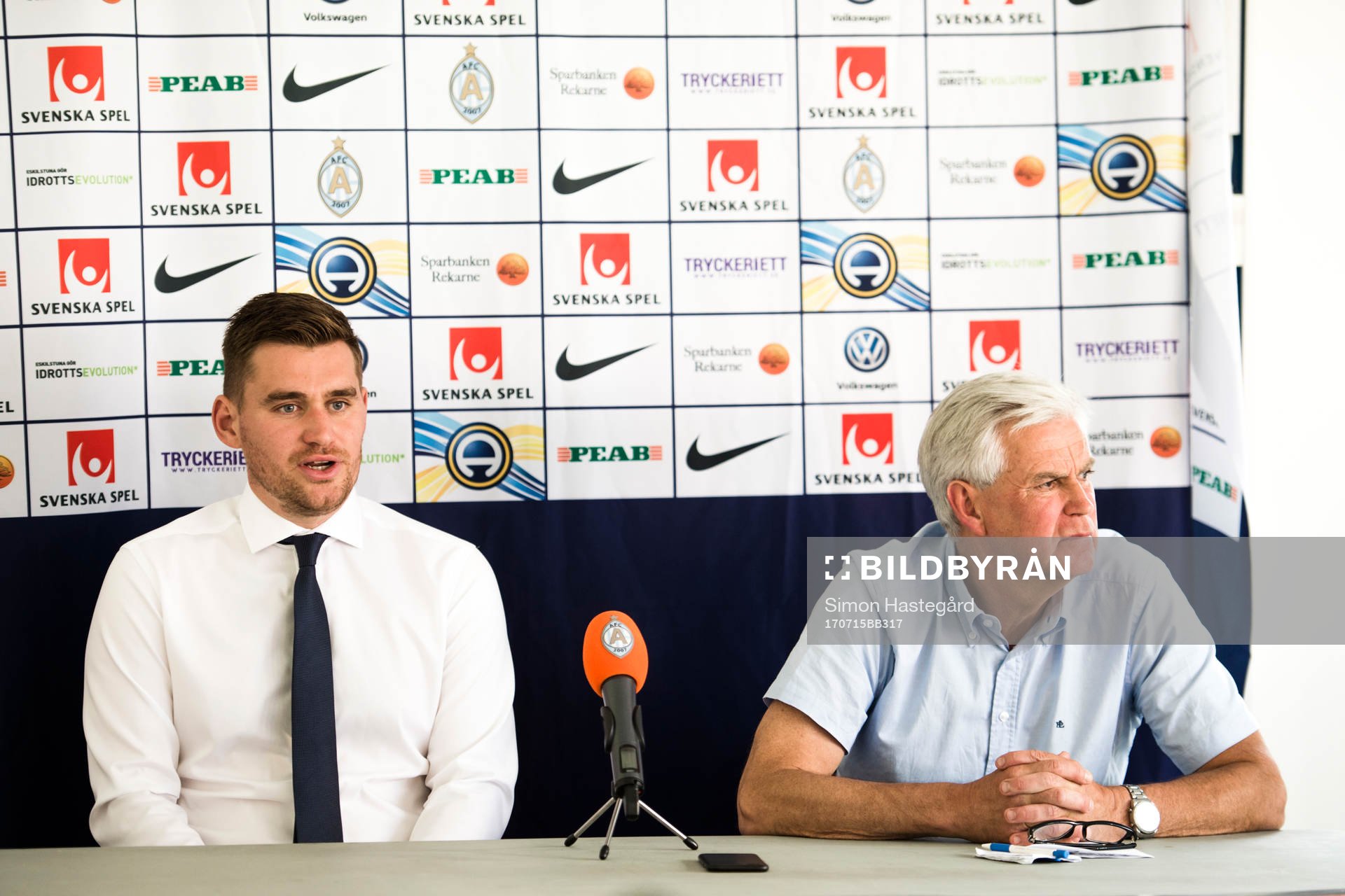 AFC Eskilstunas tränare Michael Jolley och Kalmars