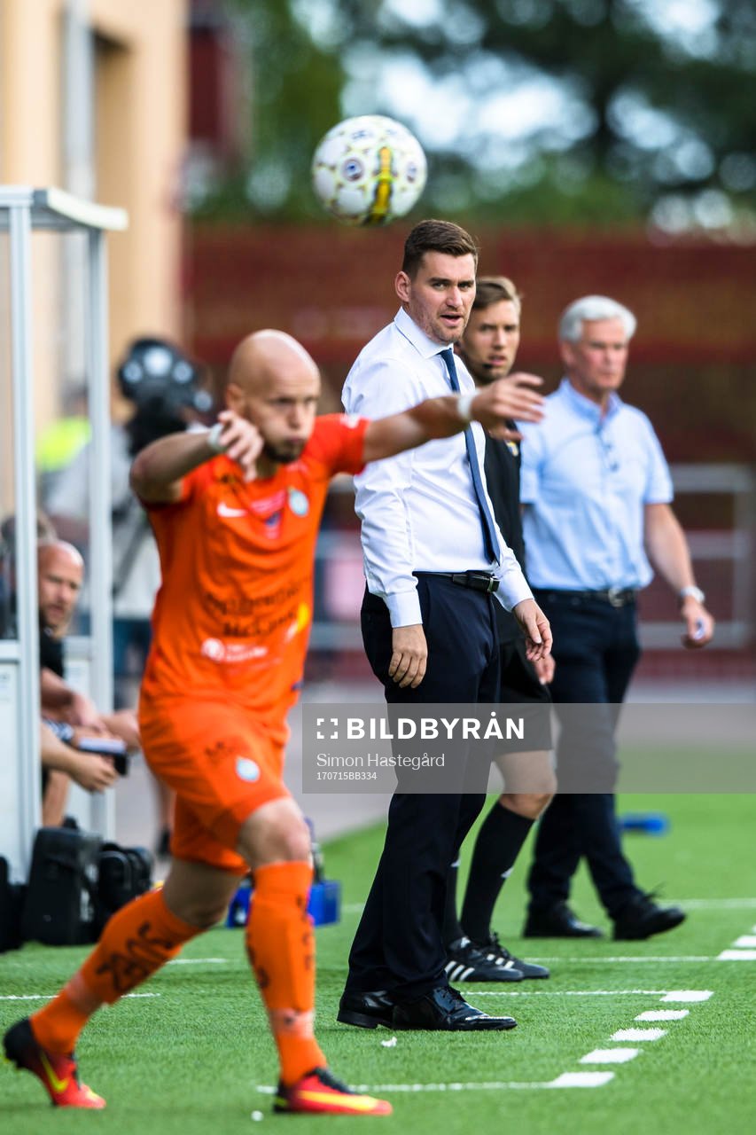 AFC Eskilstunas Zourab Tsiskaridze och tränare Michael