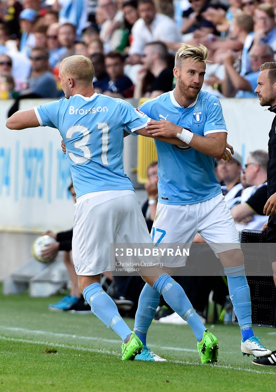 Malmö FFs Franz Brorsson kommer in på plan