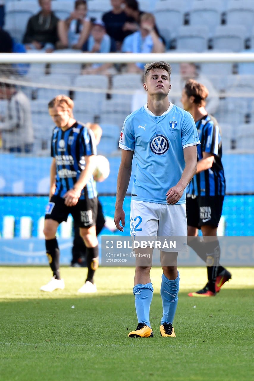 Malmö FFs Mattias Svanberg deppar