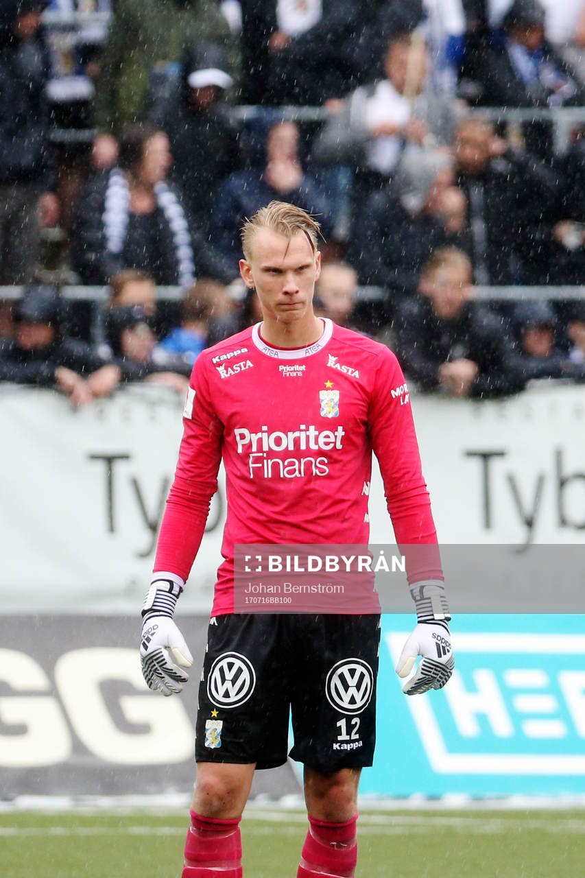IFK Göteborgs målvakt Pontus Dahlberg deppar