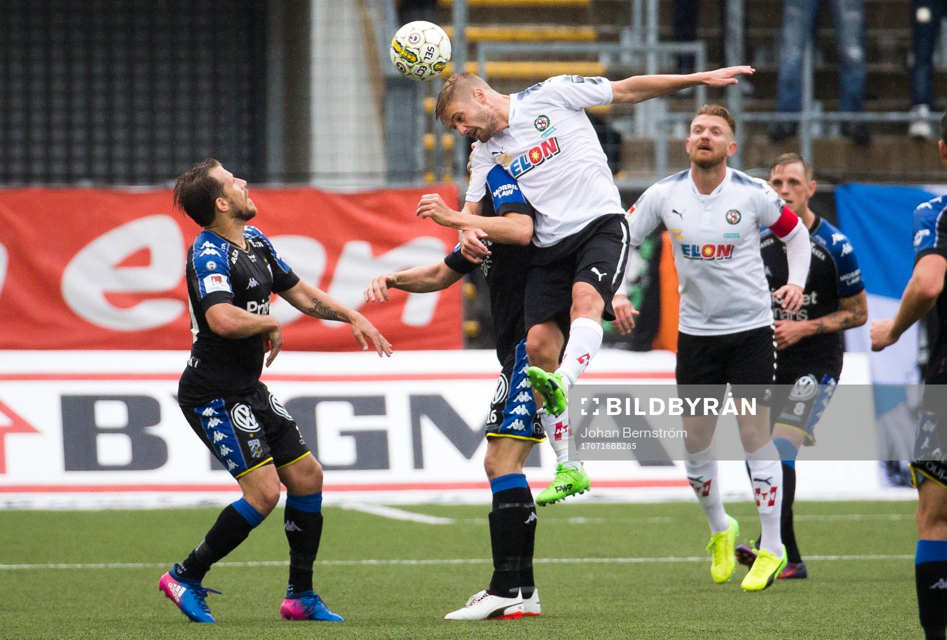 IFK Göteborgs Tobias Hysen och Örebros Filip Rogic