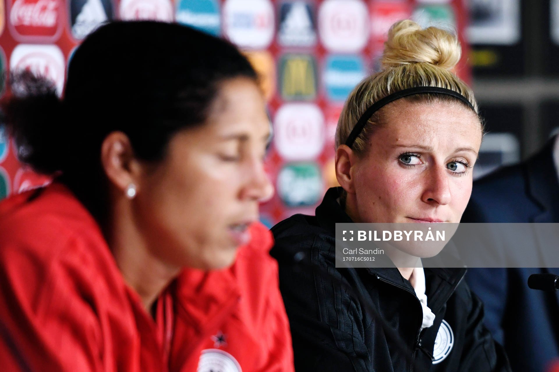 Anja Mittag under en presskonferens med Tyskland inför fotbolls-EM den 16 juli 2017 i Breda.