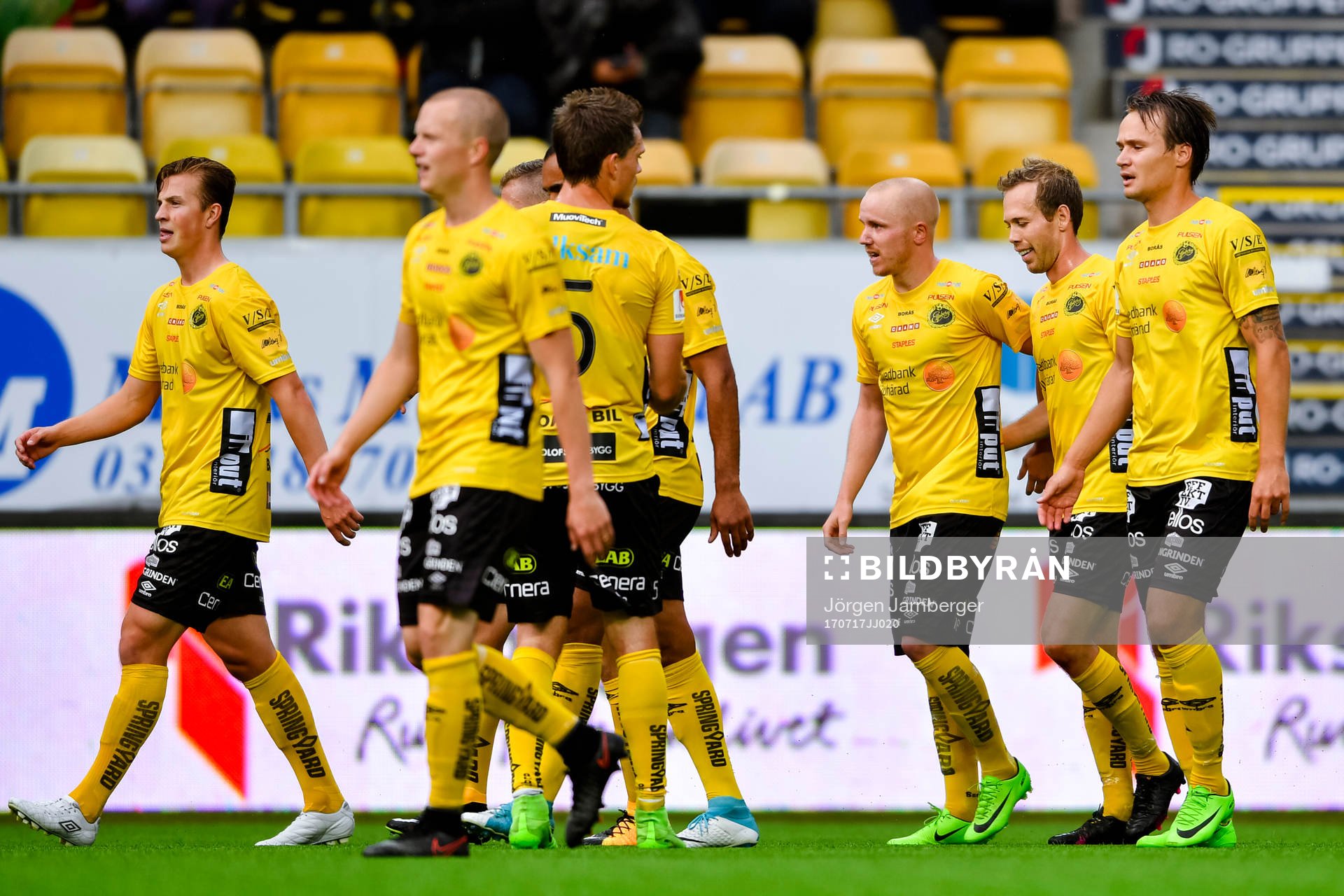 Elfsborgs spelare jublar