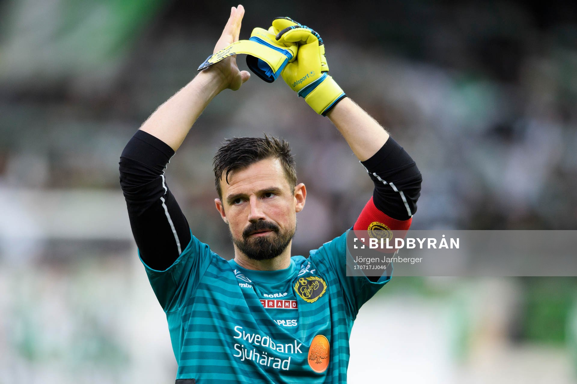 Elfsborgs målvakt Kevin Stuhr Ellegaard jublar