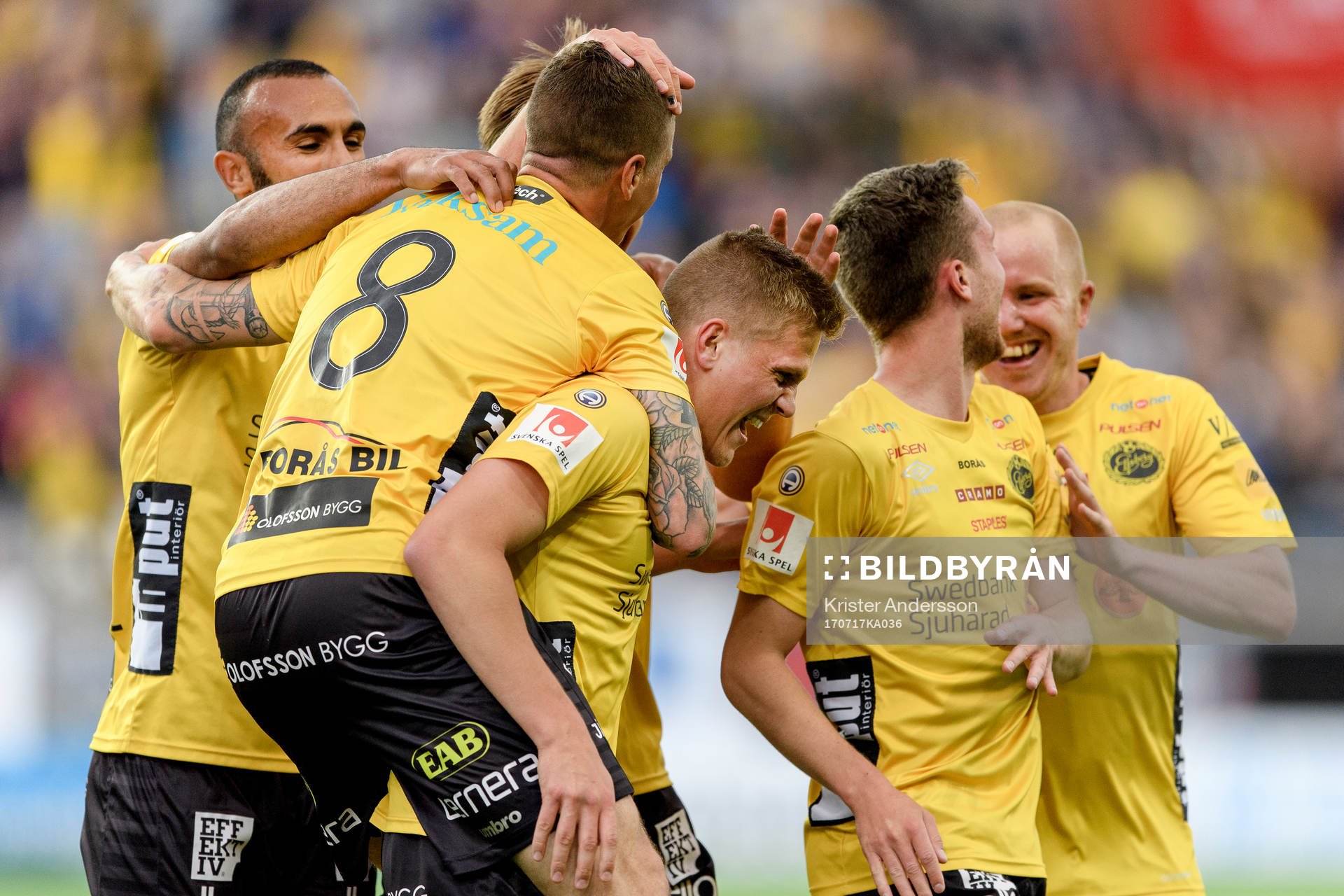 Elfsborgs Joakim Nilsson har gjort 2-0 och laget jublar