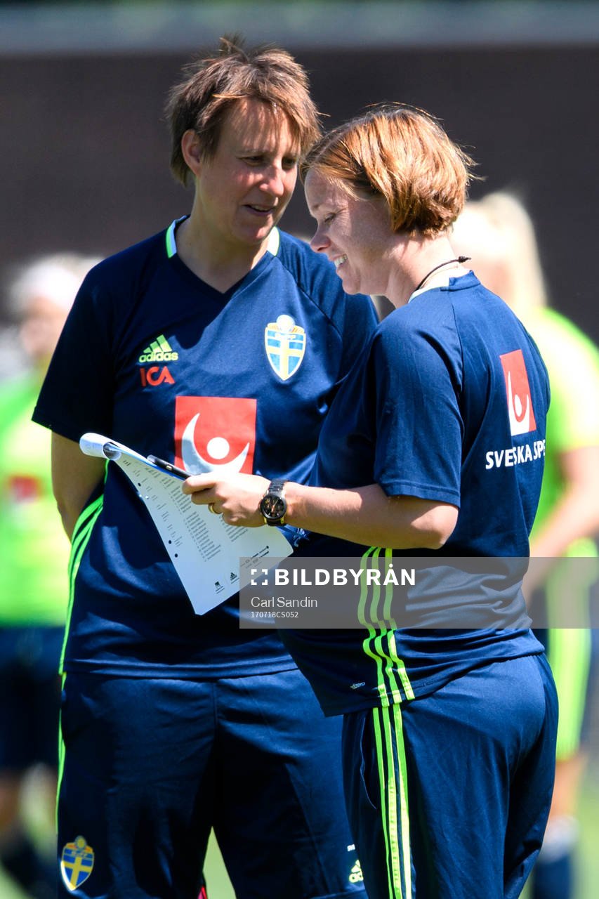 Materialare Jessica Karlsson och fysiolog Sara Thunebro på