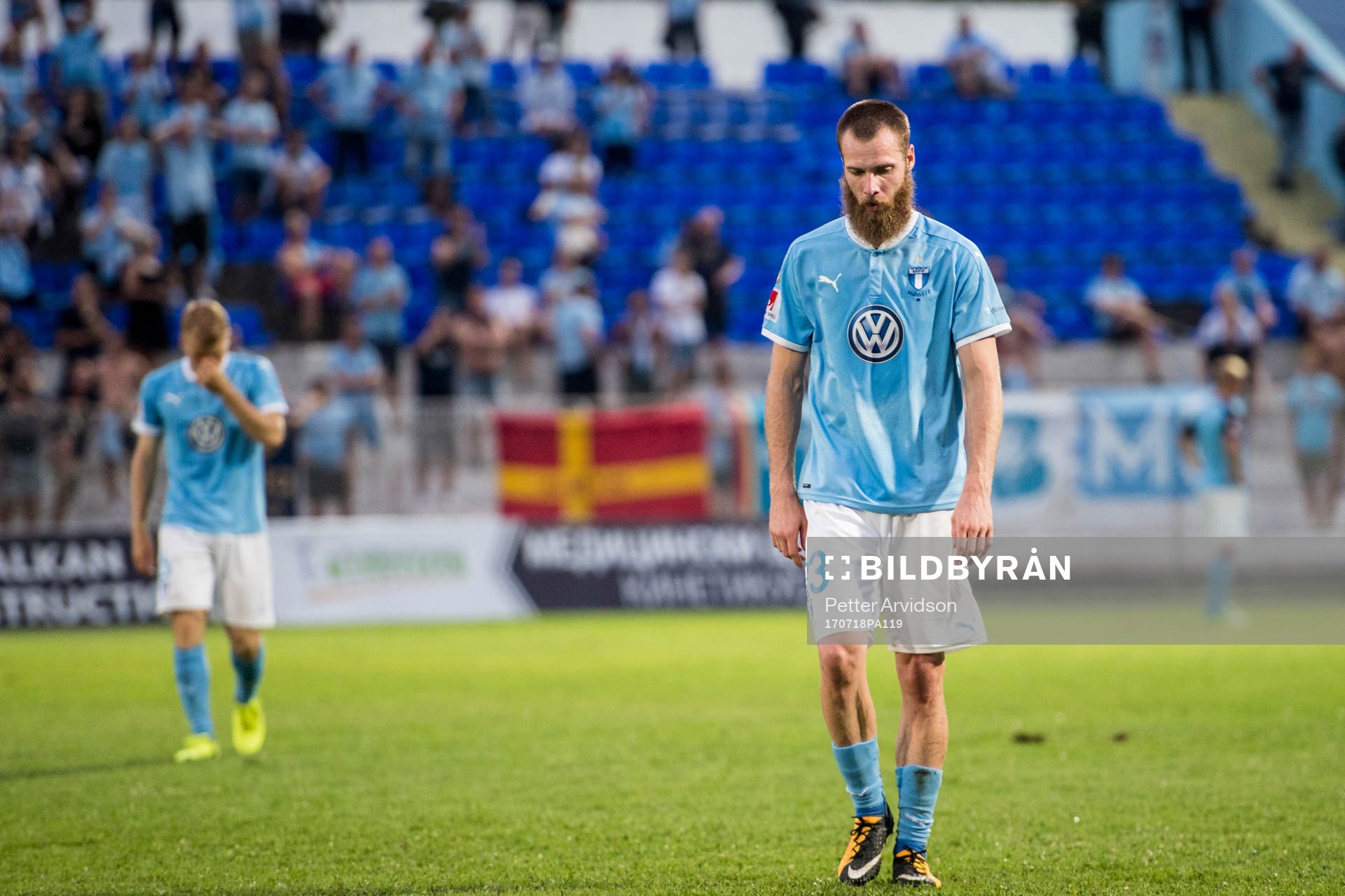 Malmö FFs Jo Inge Berget deppar när han lämnar planen