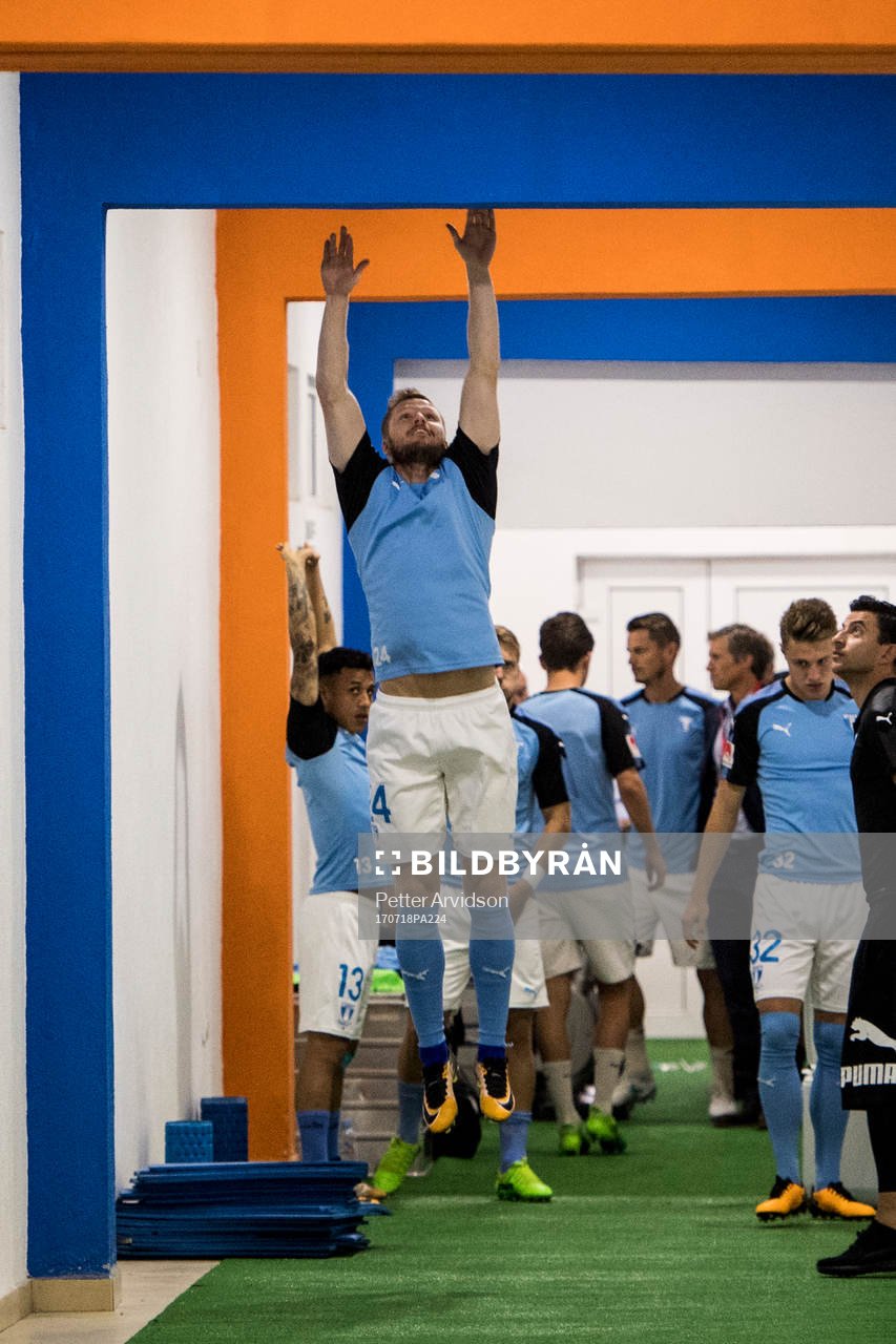 Malmö FFs Lasse Nielsen i spelargången