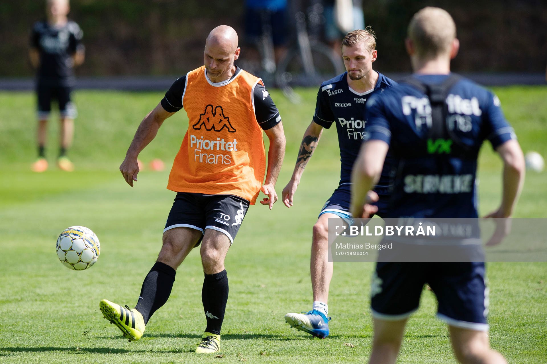 U-lagstränaren Thomas Olsson och Sebastian Eriksson