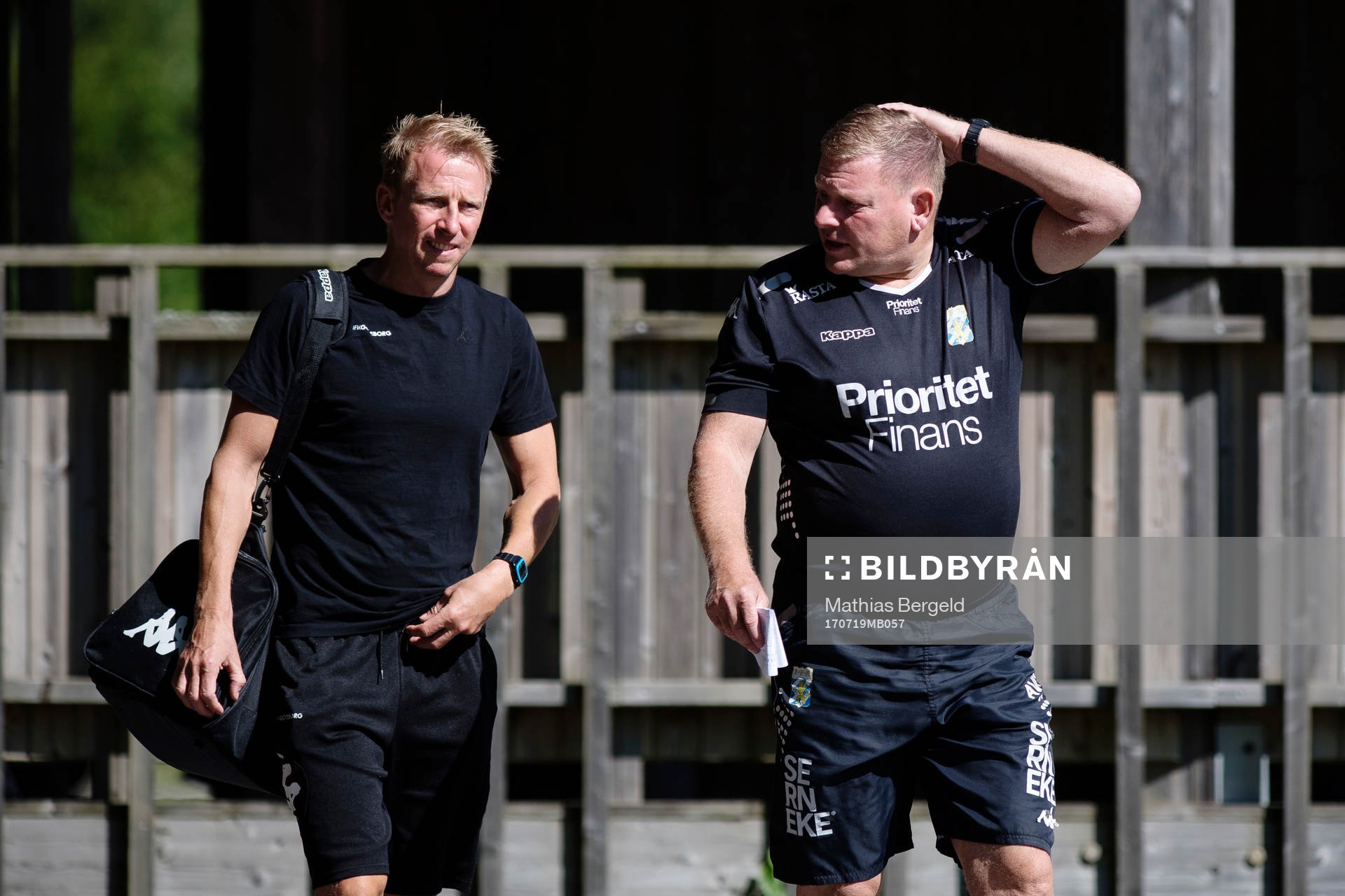Sjukgymnast Fredrik Larsson och tränare Alf Westerberg