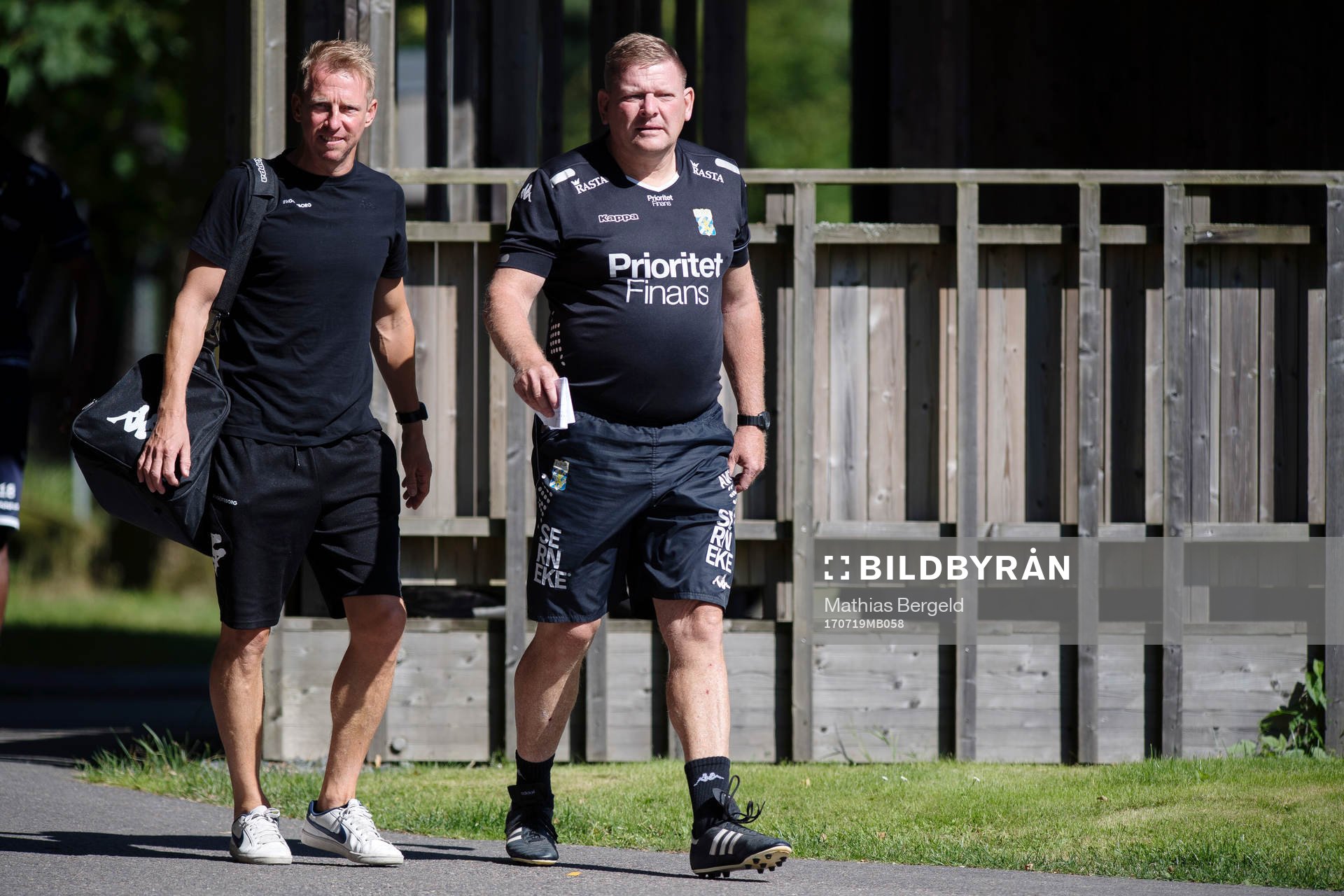 Sjukgymnast Fredrik Larsson och tränare Alf Westerberg