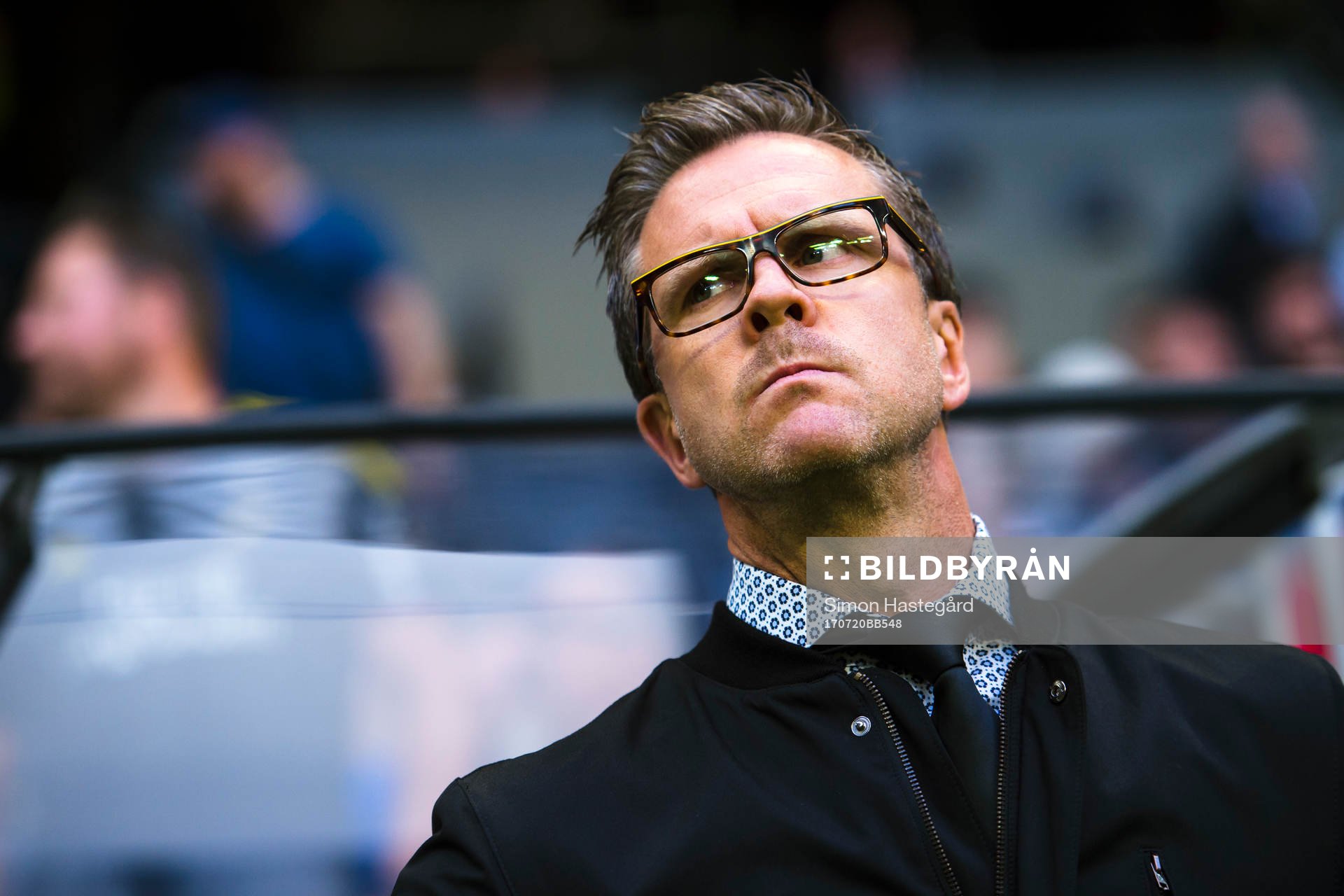 s tränare Rikard Norling före fotbollsmatchen i kvalet