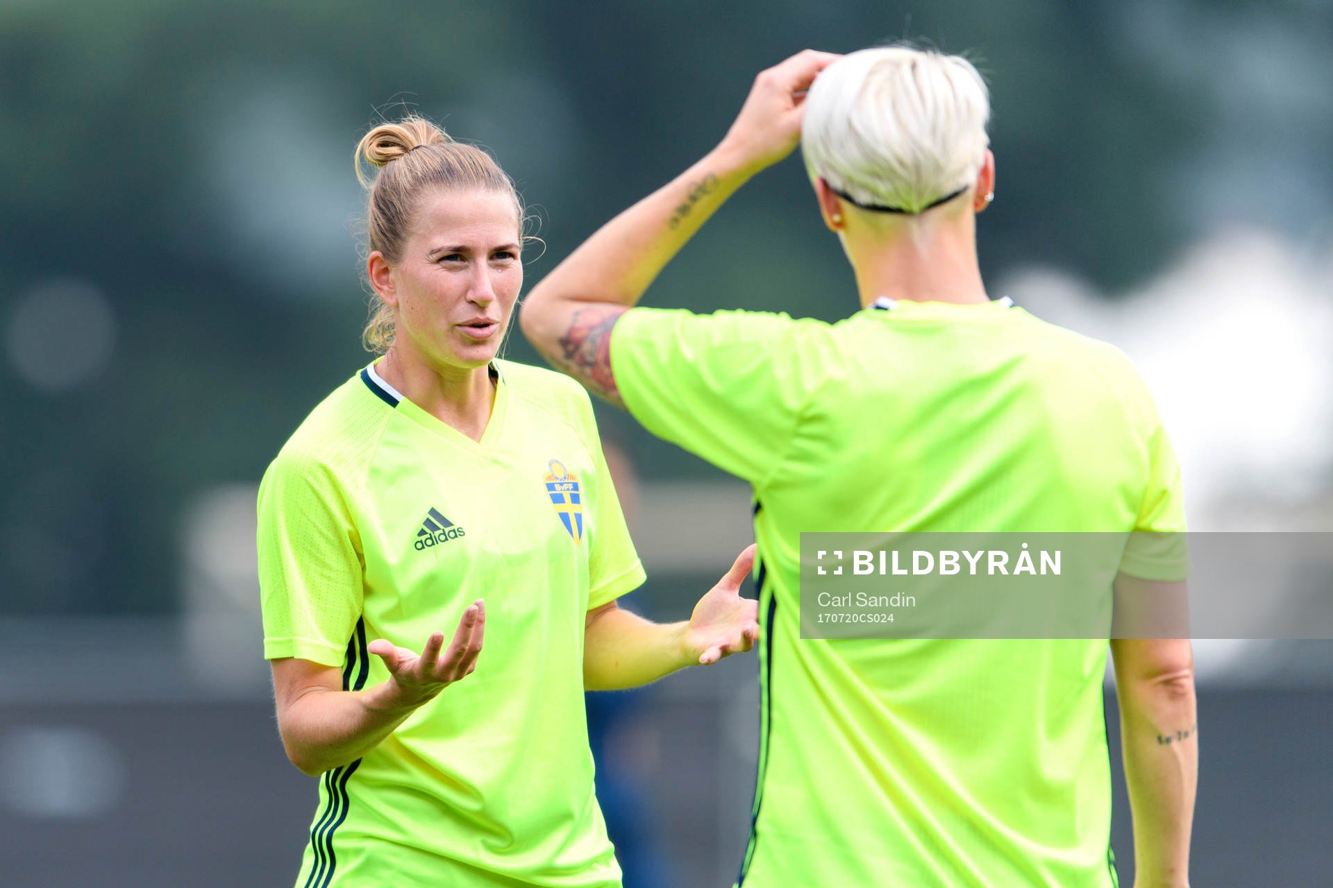 Emma Berglund på en träning med det svenska landslaget under dag 5 av fotbolls-EM den 20 juli 2017 i Arnhem.