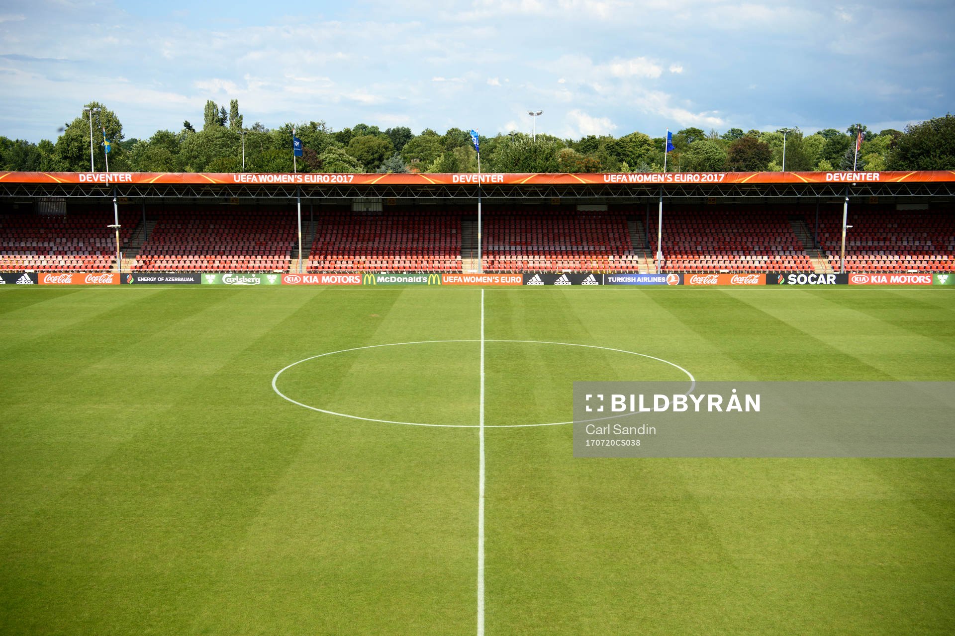 Vy över arenan De Adelaarshorst