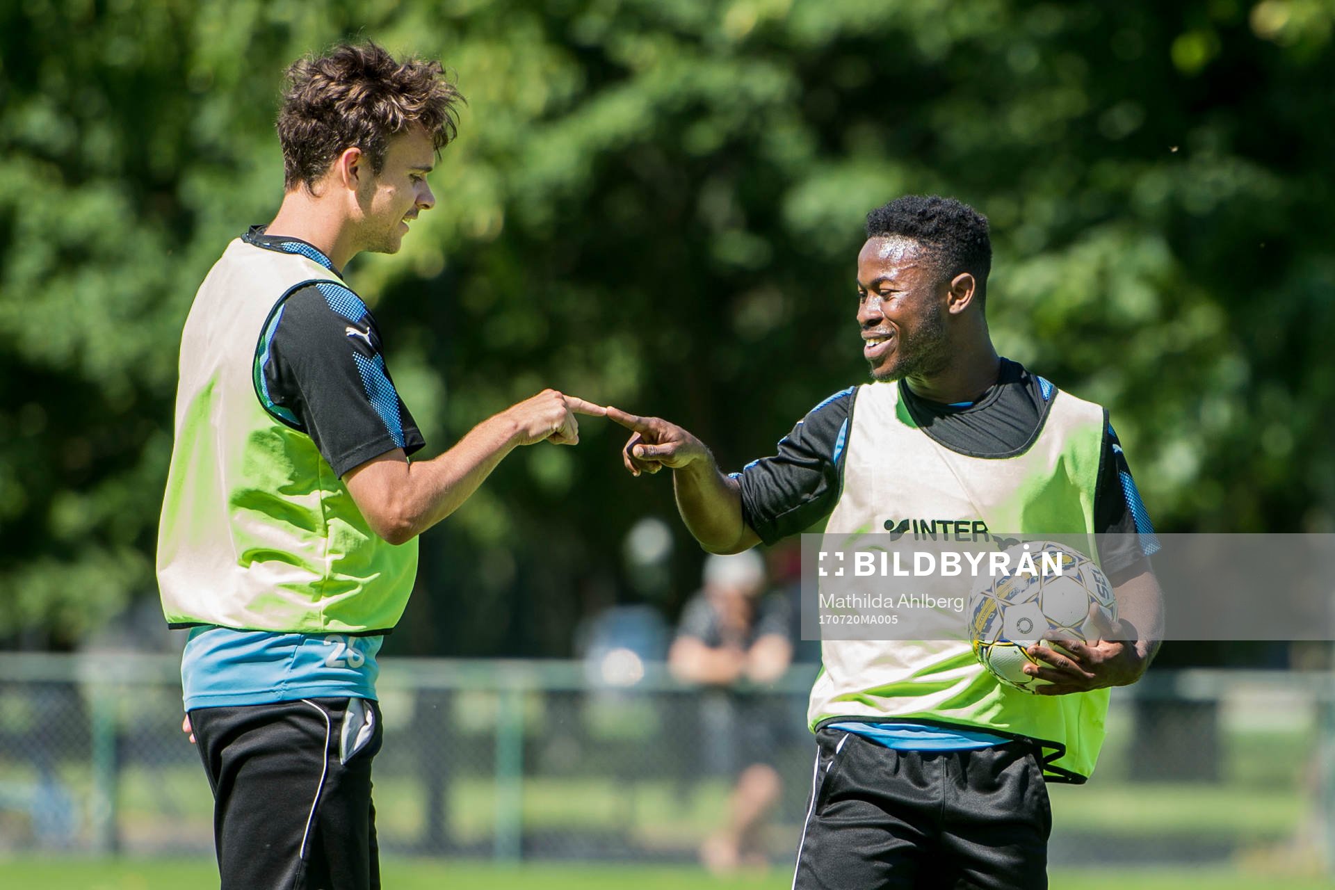 Malmö FFs Andreas Vindheim och Kingsley Sarfo